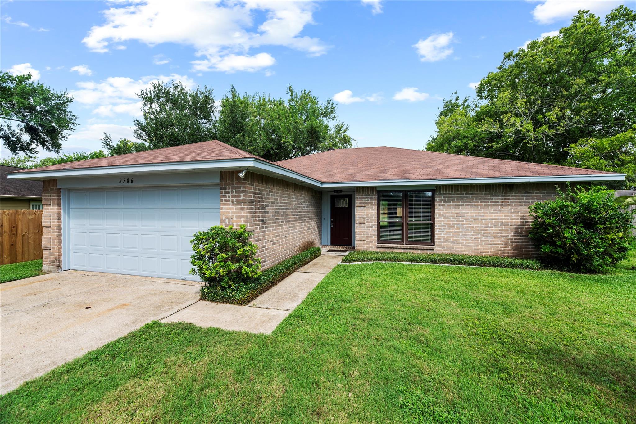 2706 Indian Trail Drive