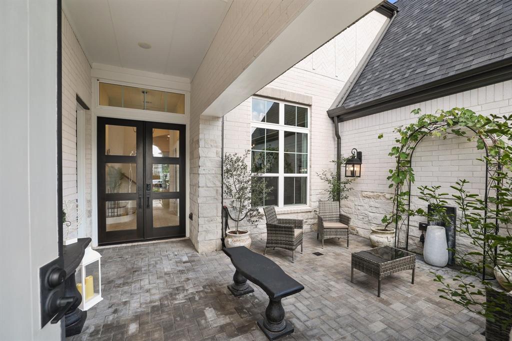 2514 Heritage Park Drive
