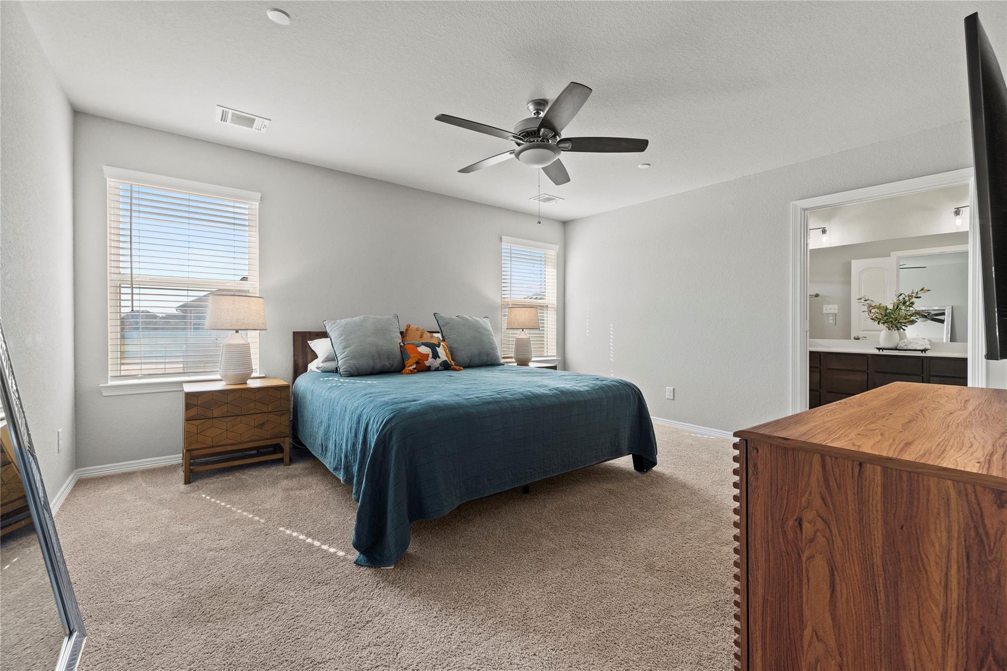 8001 Scanlan Trail