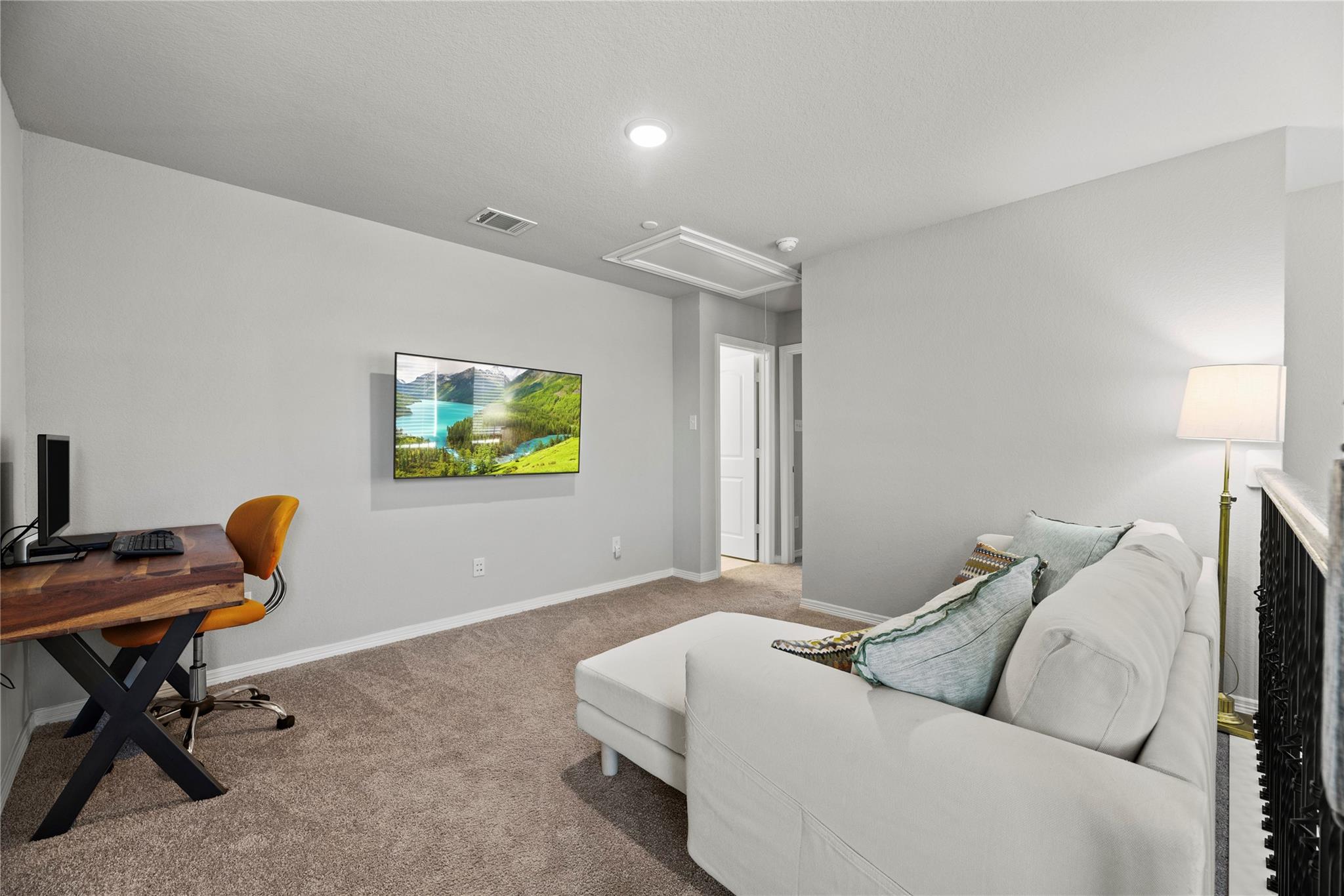 8001 Scanlan Trail