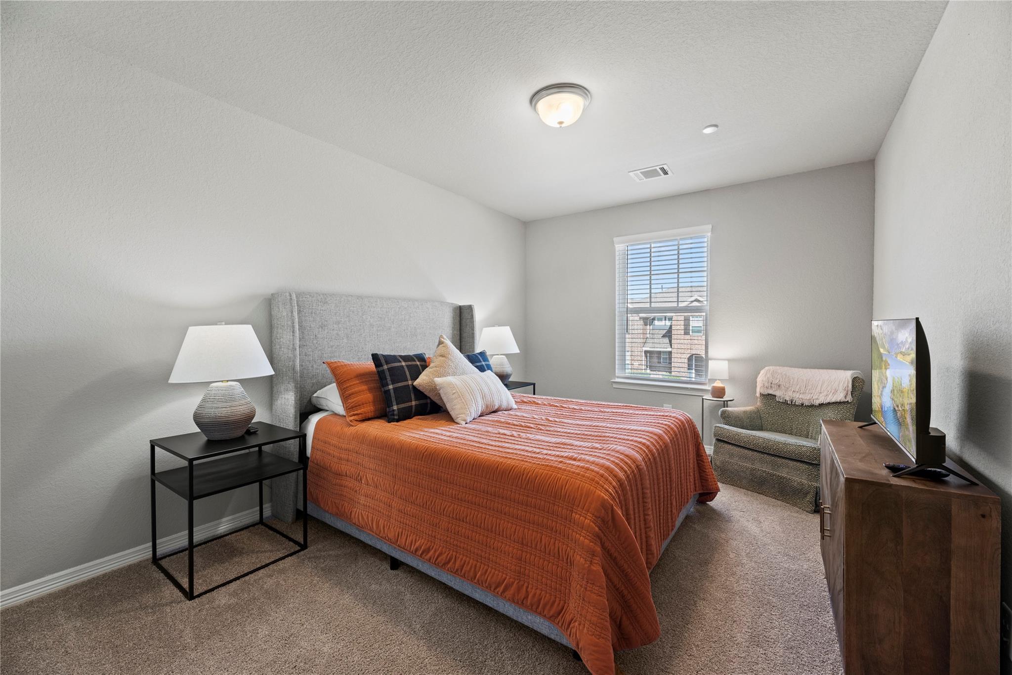 8001 Scanlan Trail