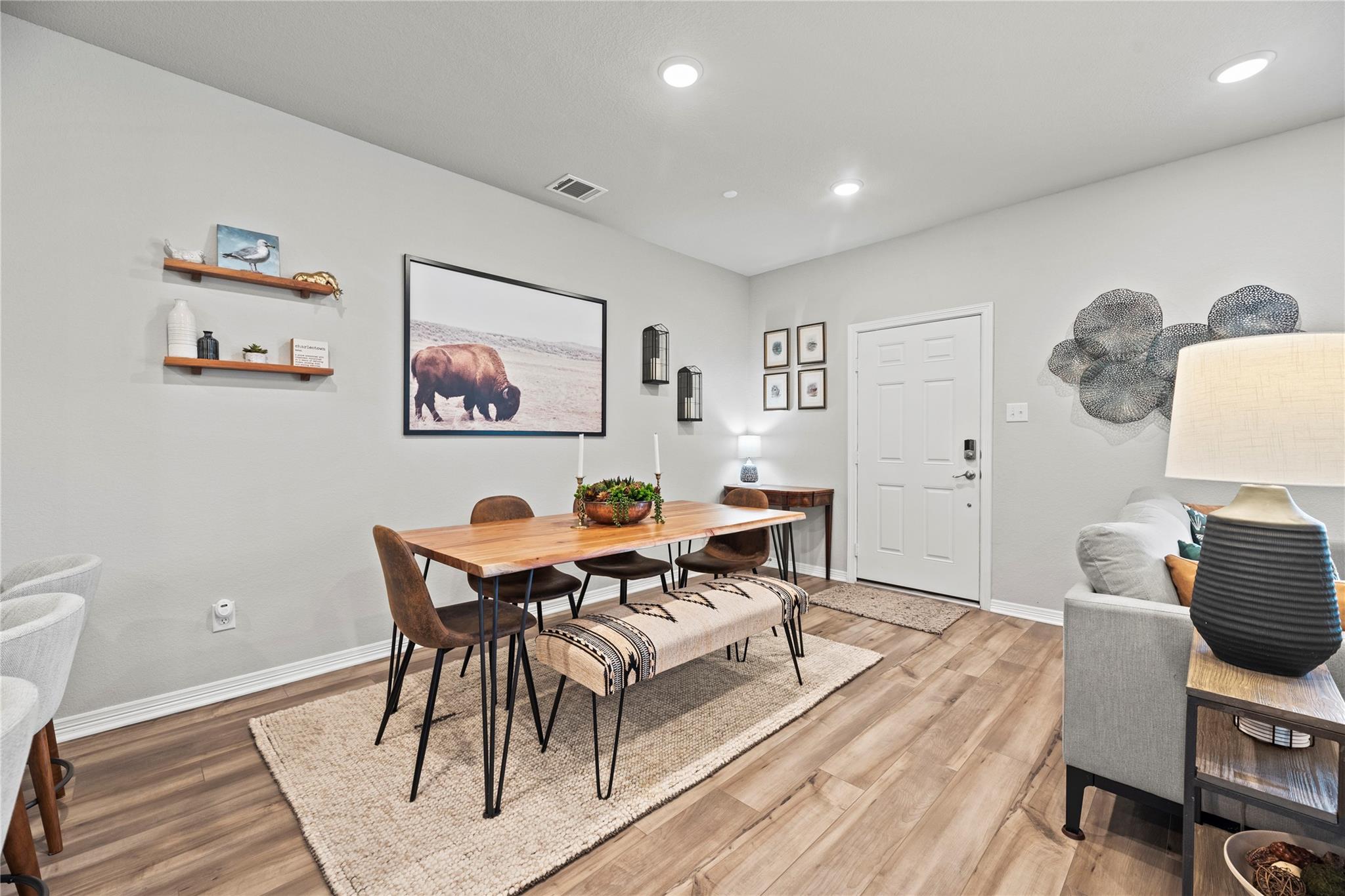 8001 Scanlan Trail