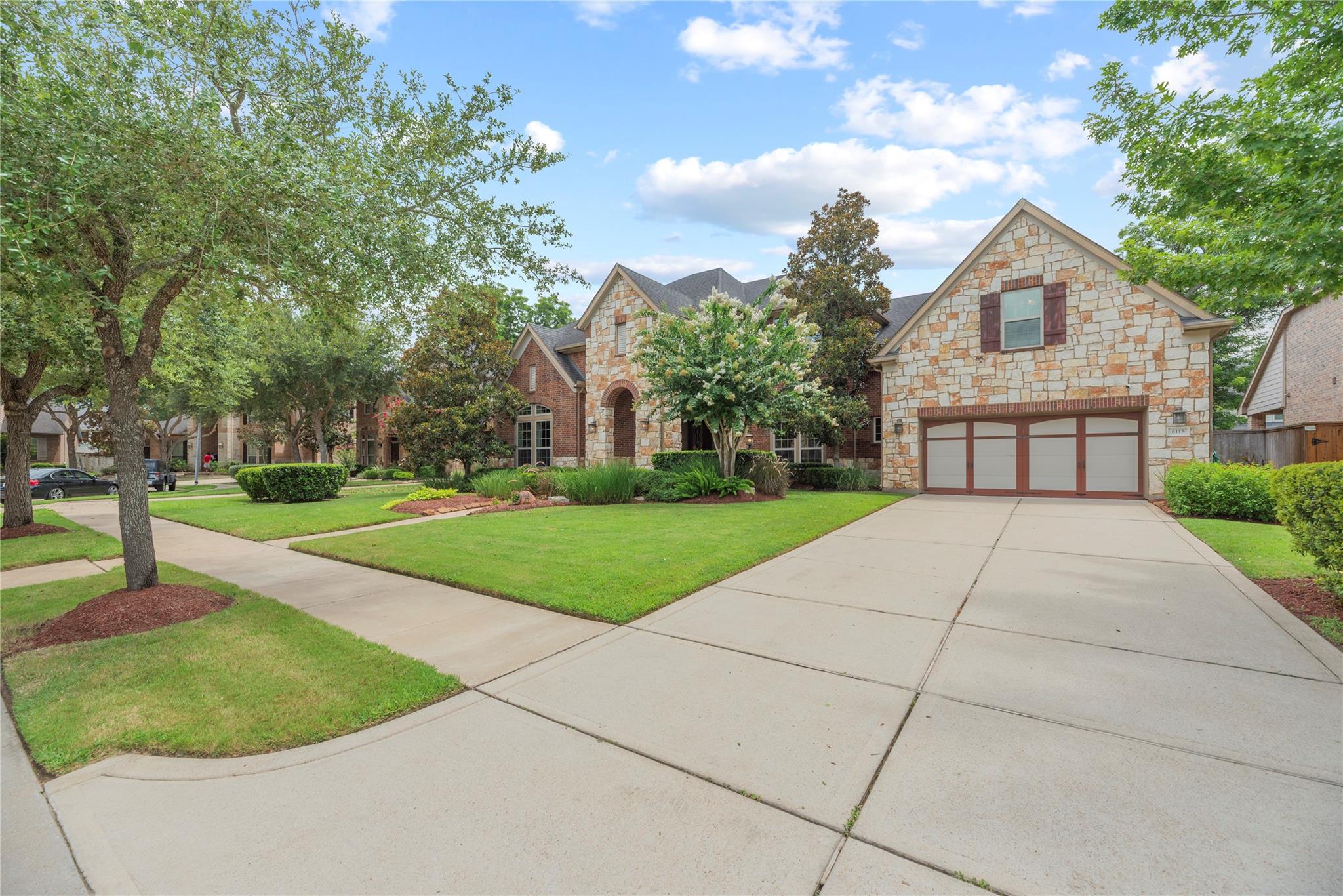 6115 Duke Trail Lane