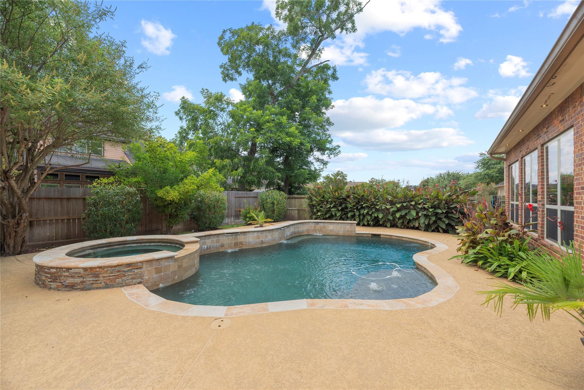 6115 Duke Trail Lane