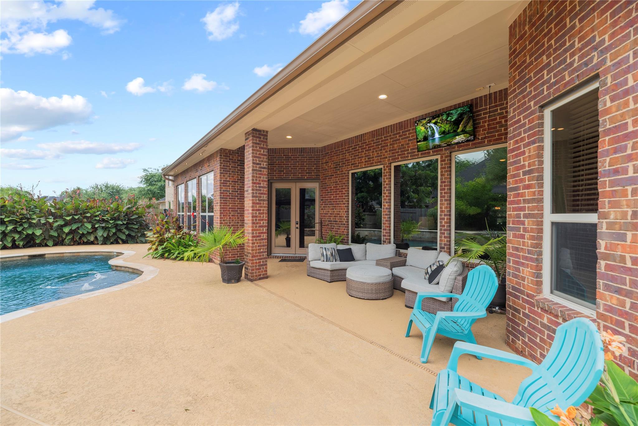 6115 Duke Trail Lane