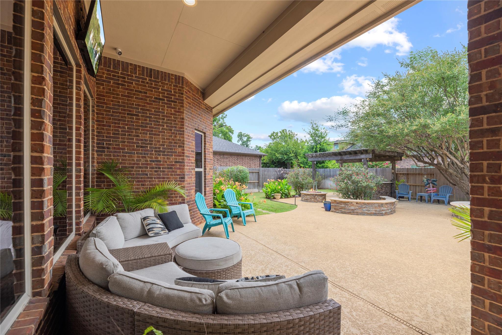 6115 Duke Trail Lane