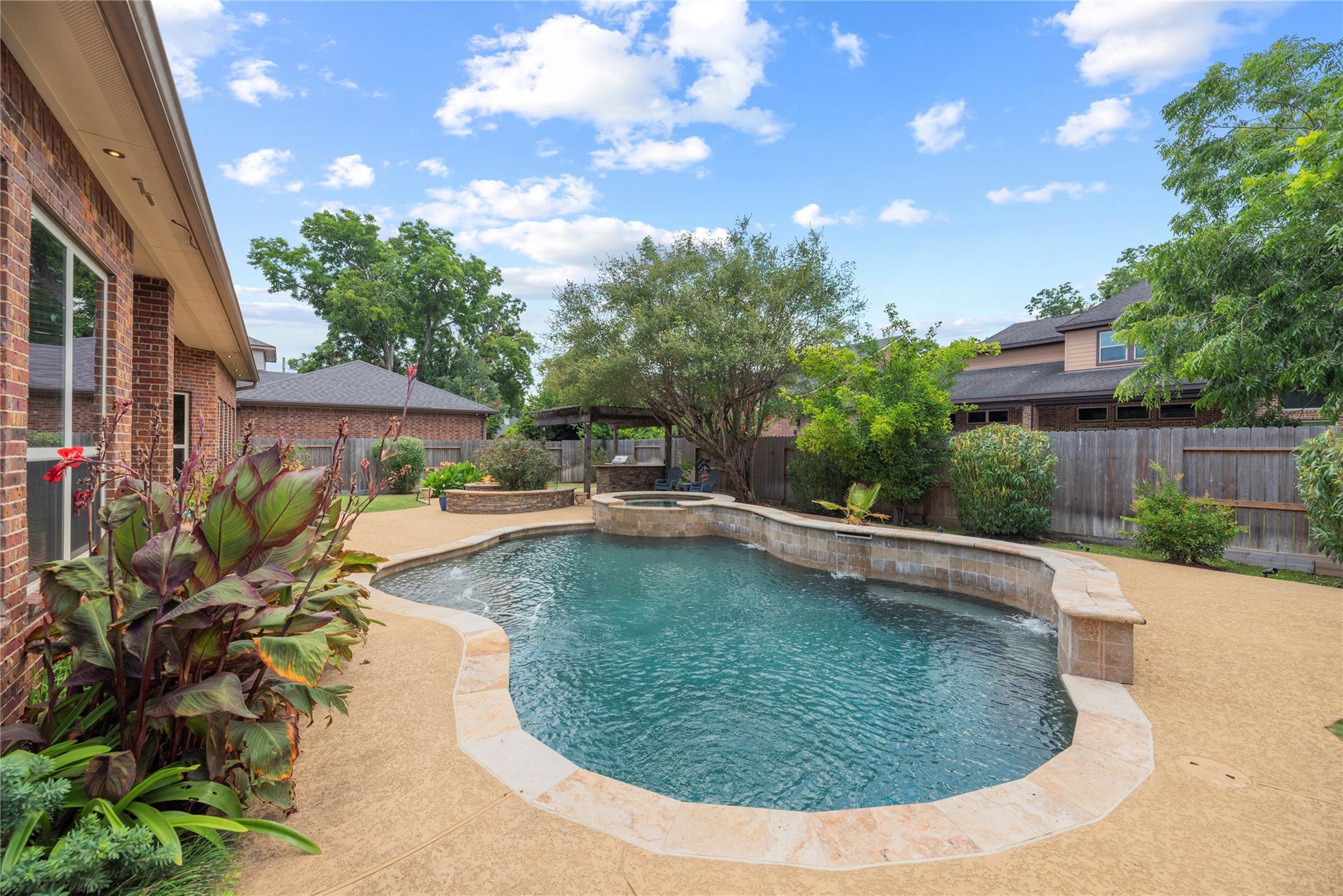 6115 Duke Trail Lane