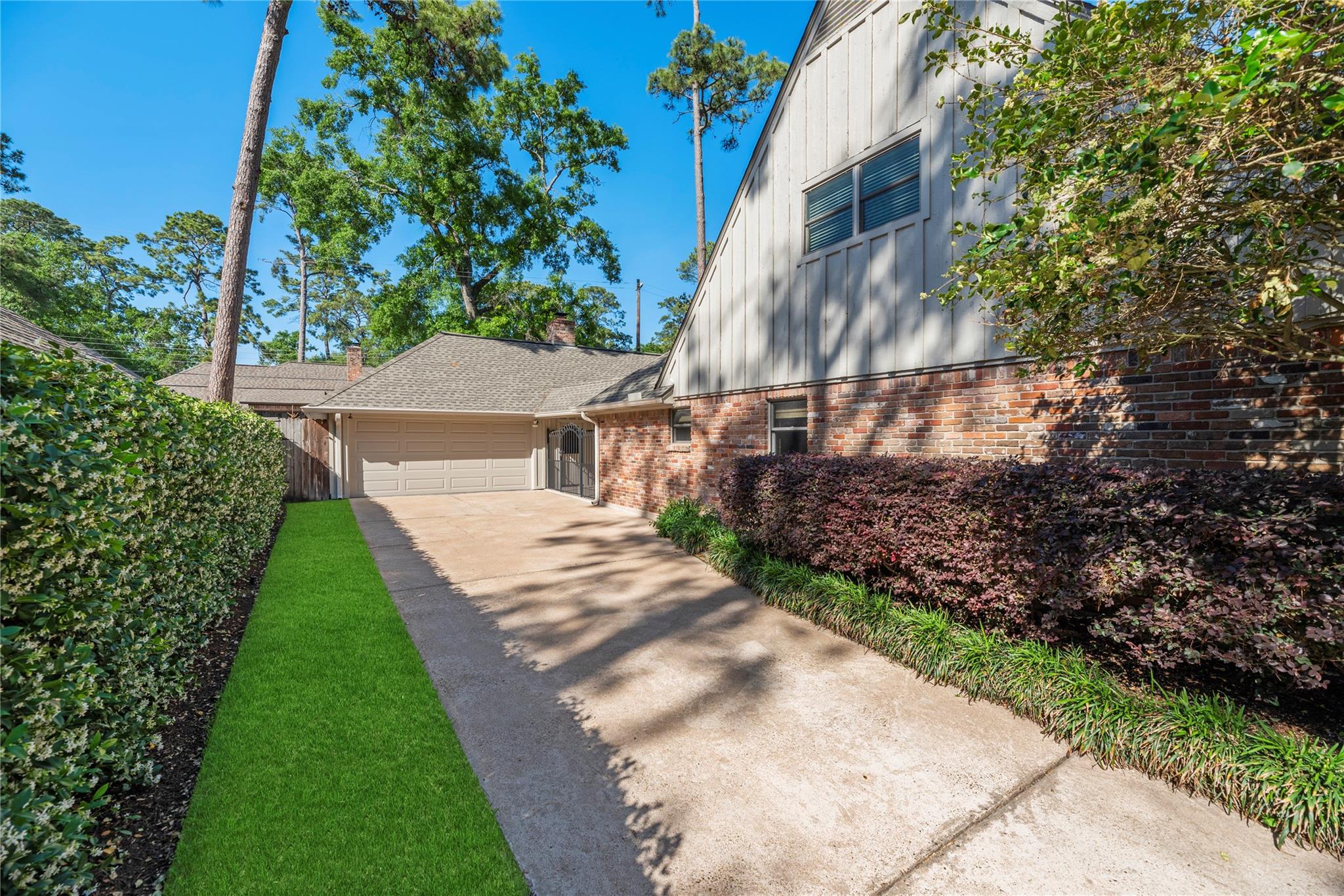 12214 Cobblestone Drive