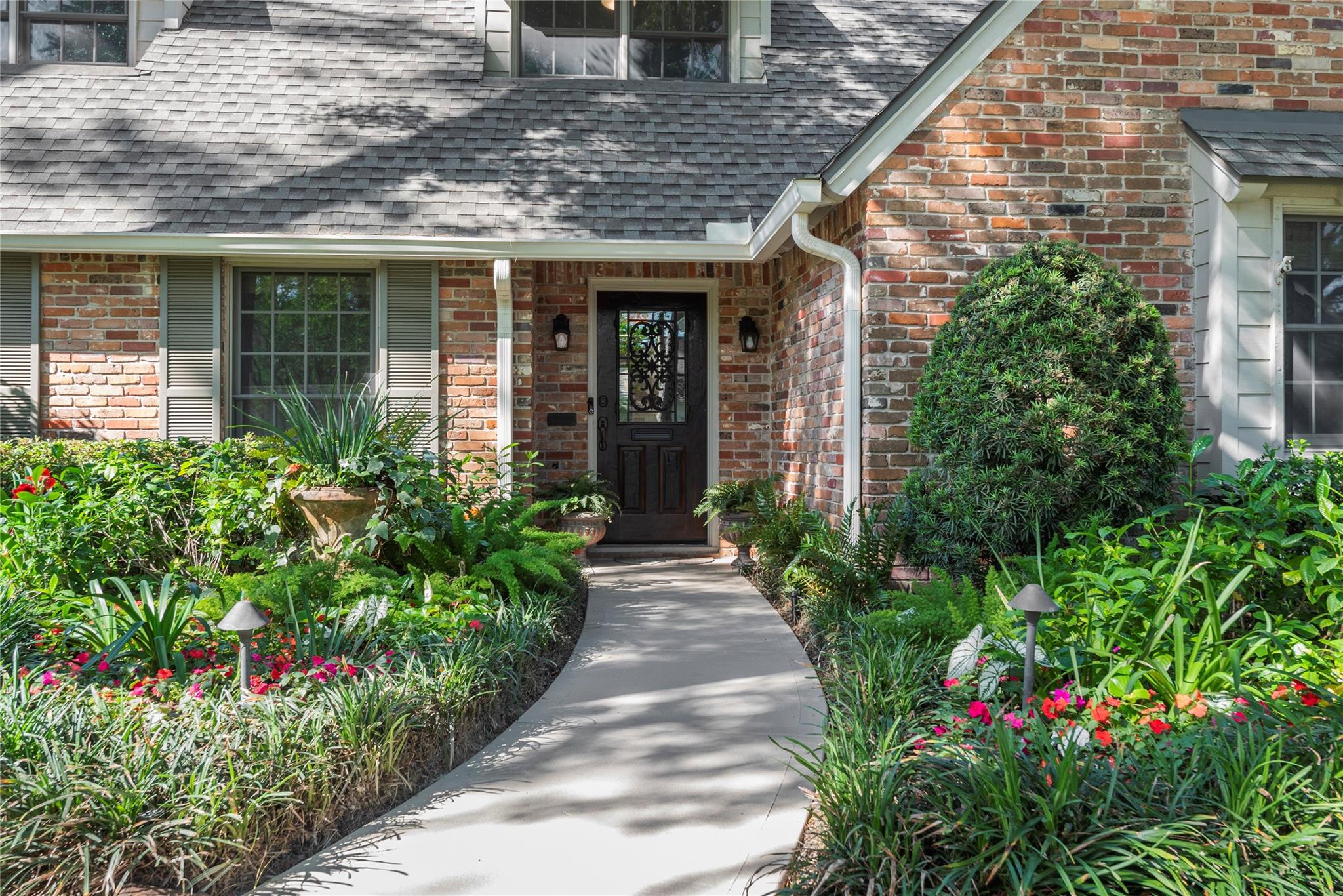12214 Cobblestone Drive