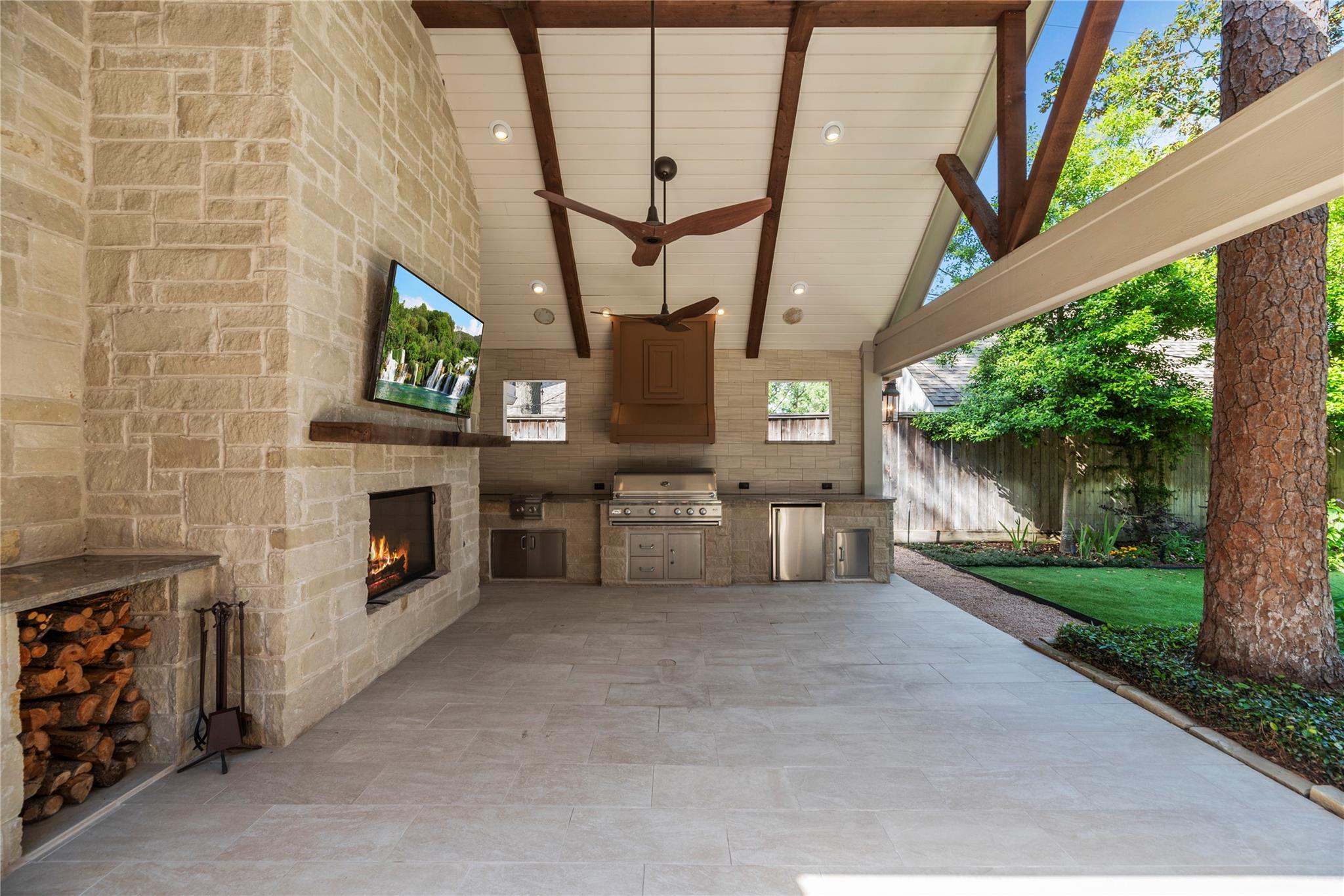 12214 Cobblestone Drive