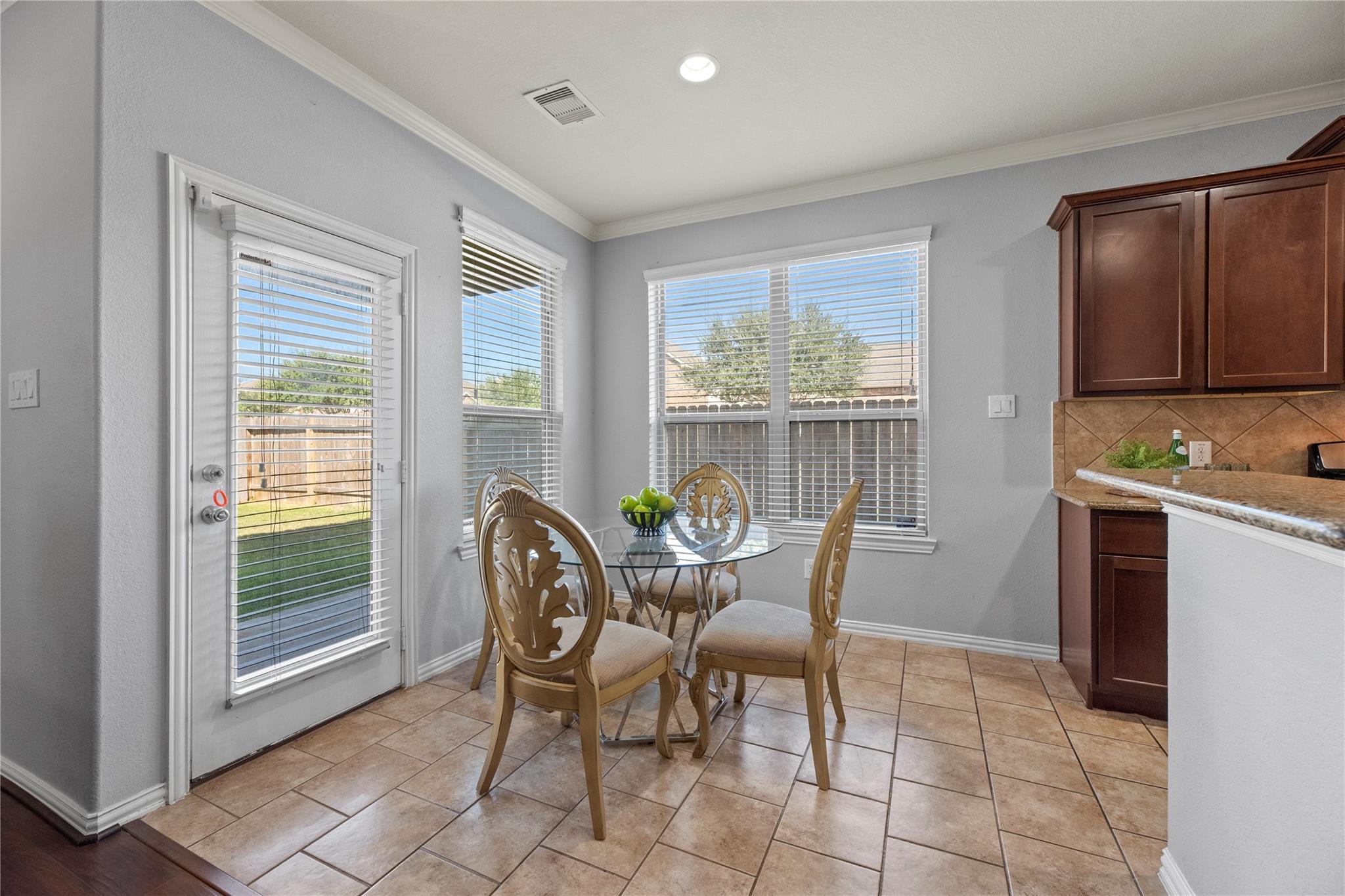 2406 Scarlet View Lane