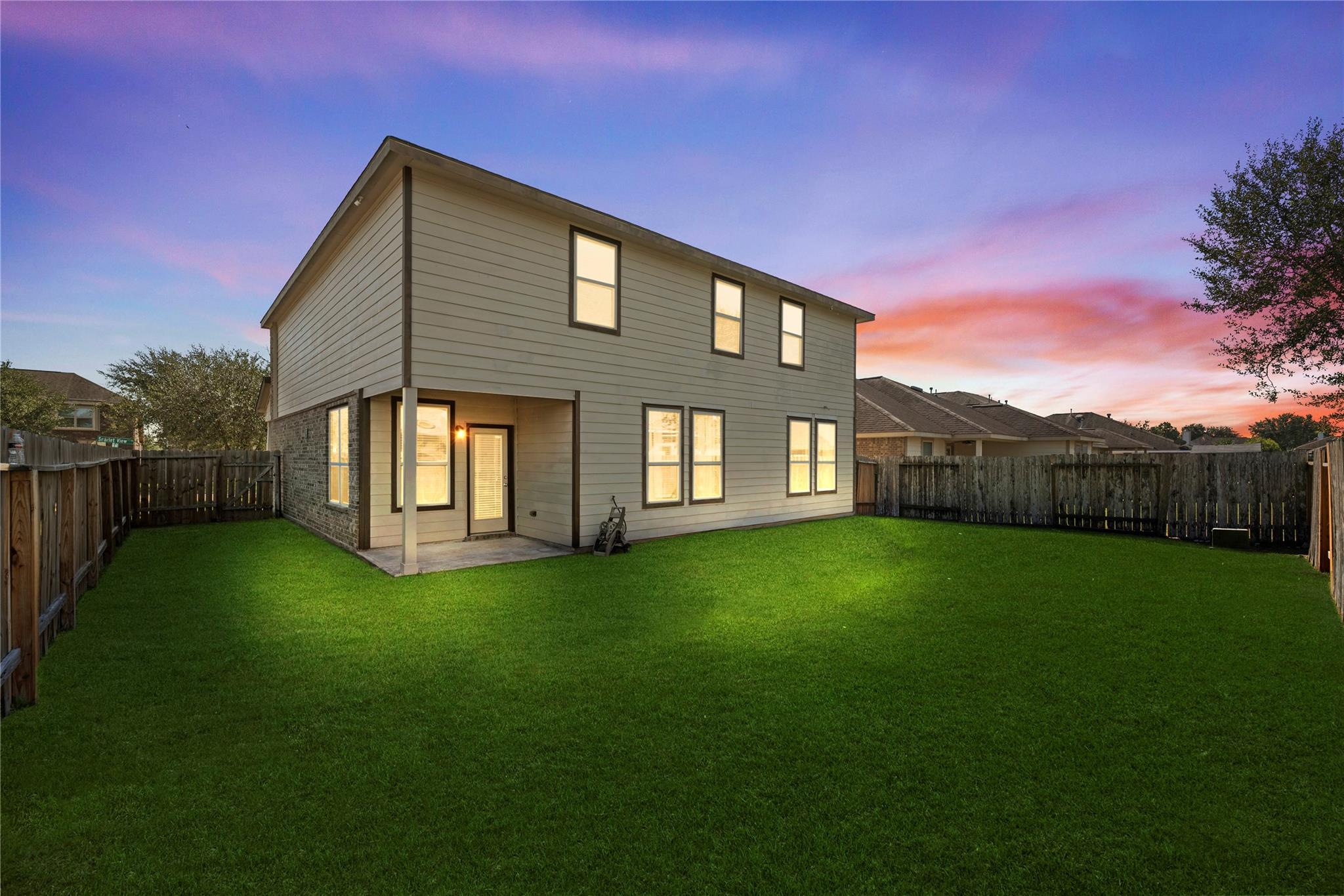 2406 Scarlet View Lane