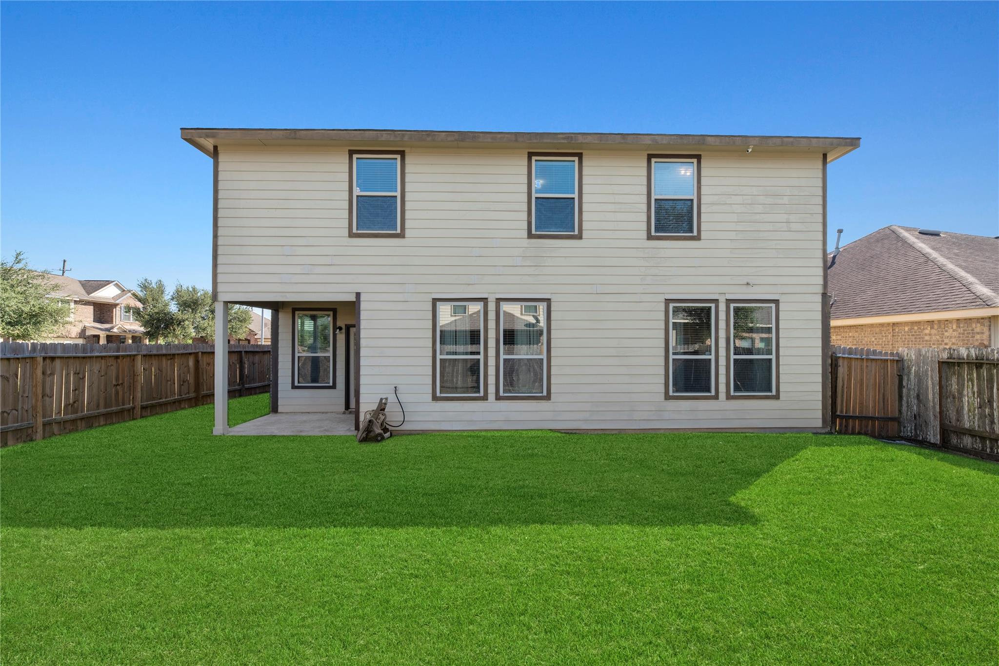 2406 Scarlet View Lane