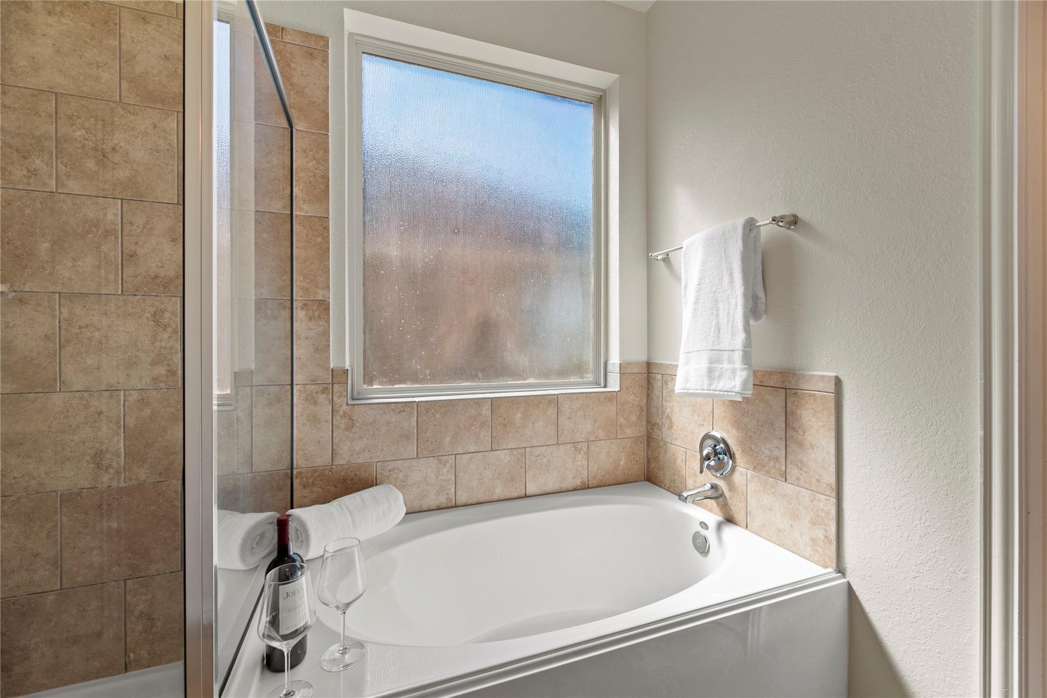 2406 Scarlet View Lane