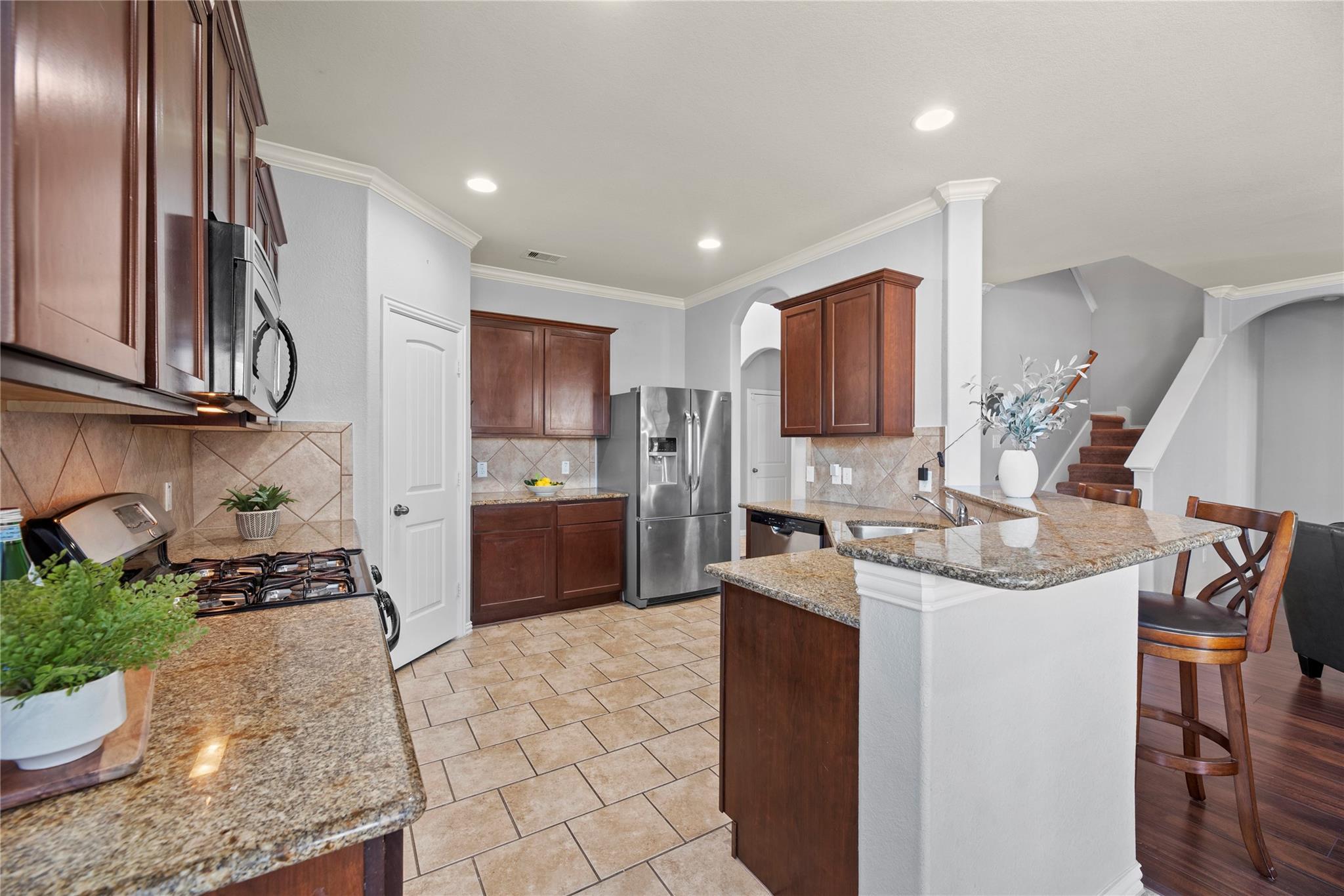 2406 Scarlet View Lane