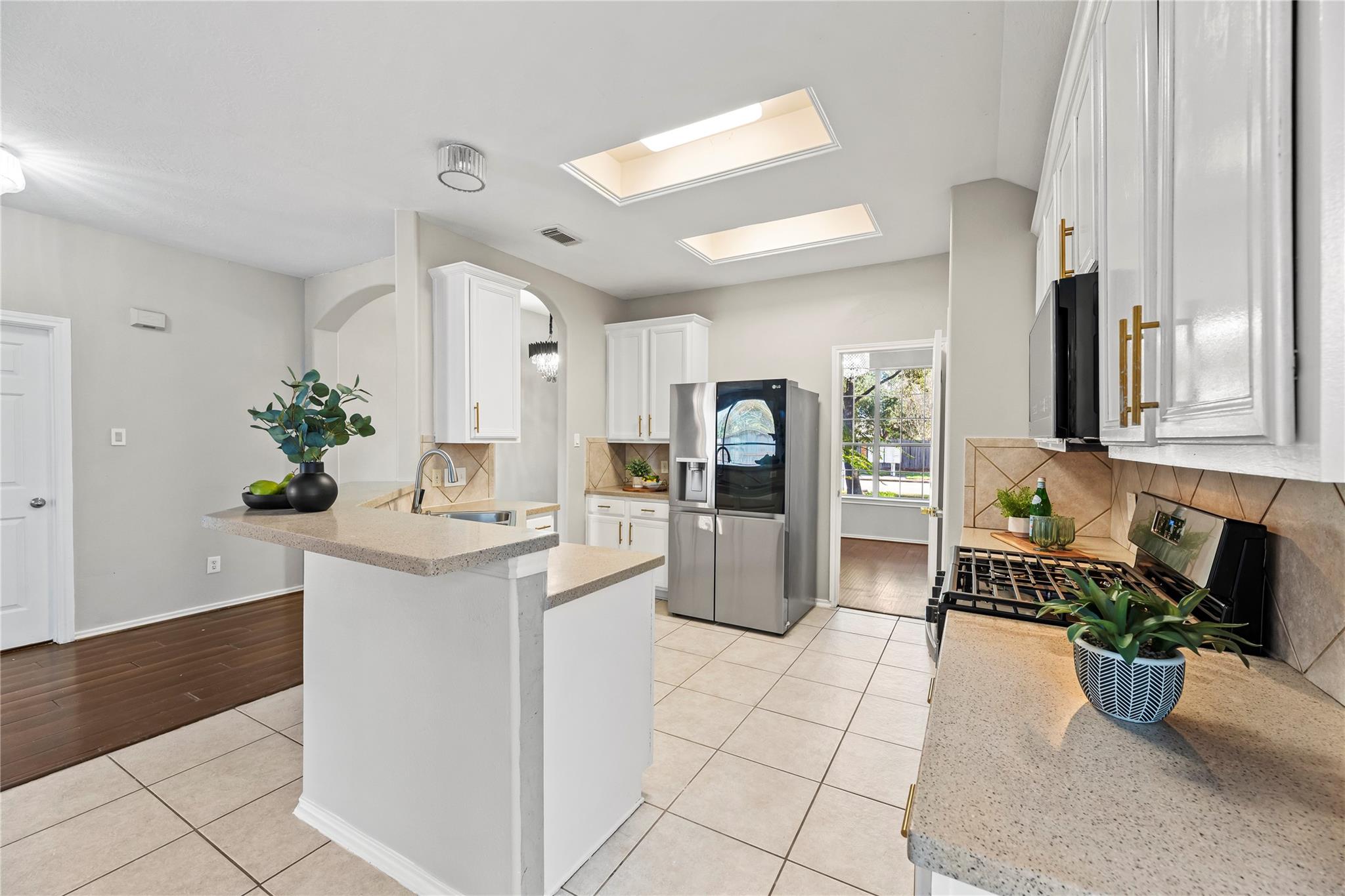 2706 Argos Drive