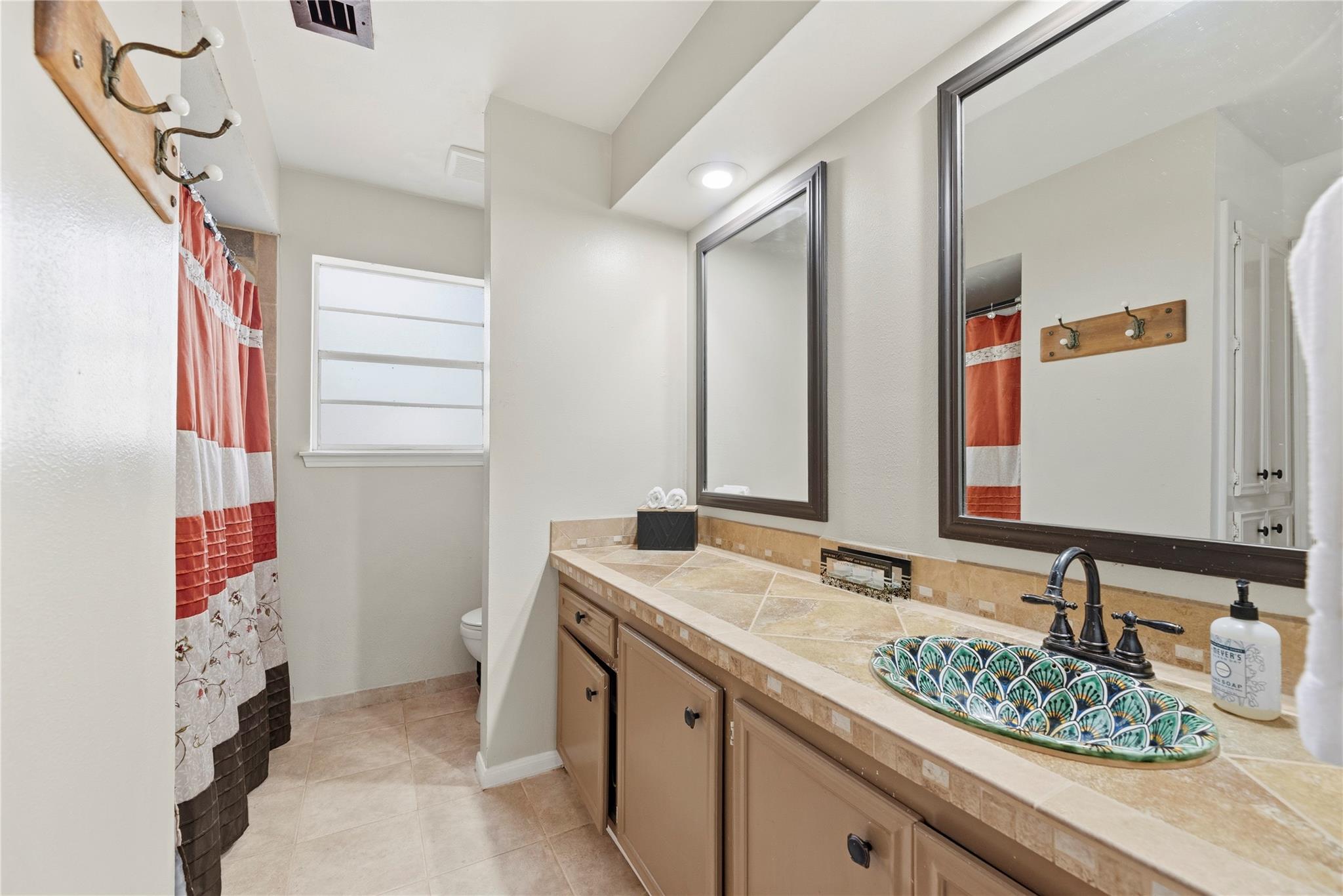 14203 Wickersham Lane