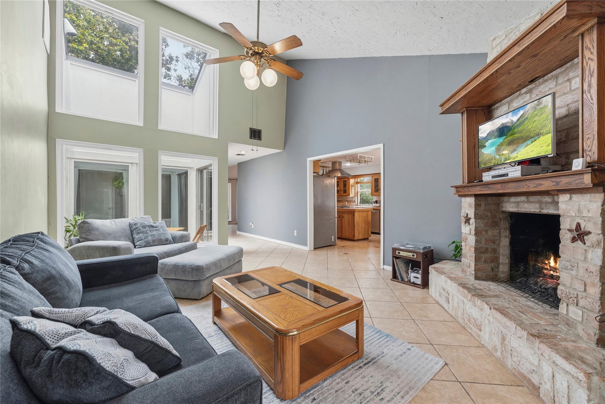 14203 Wickersham Lane