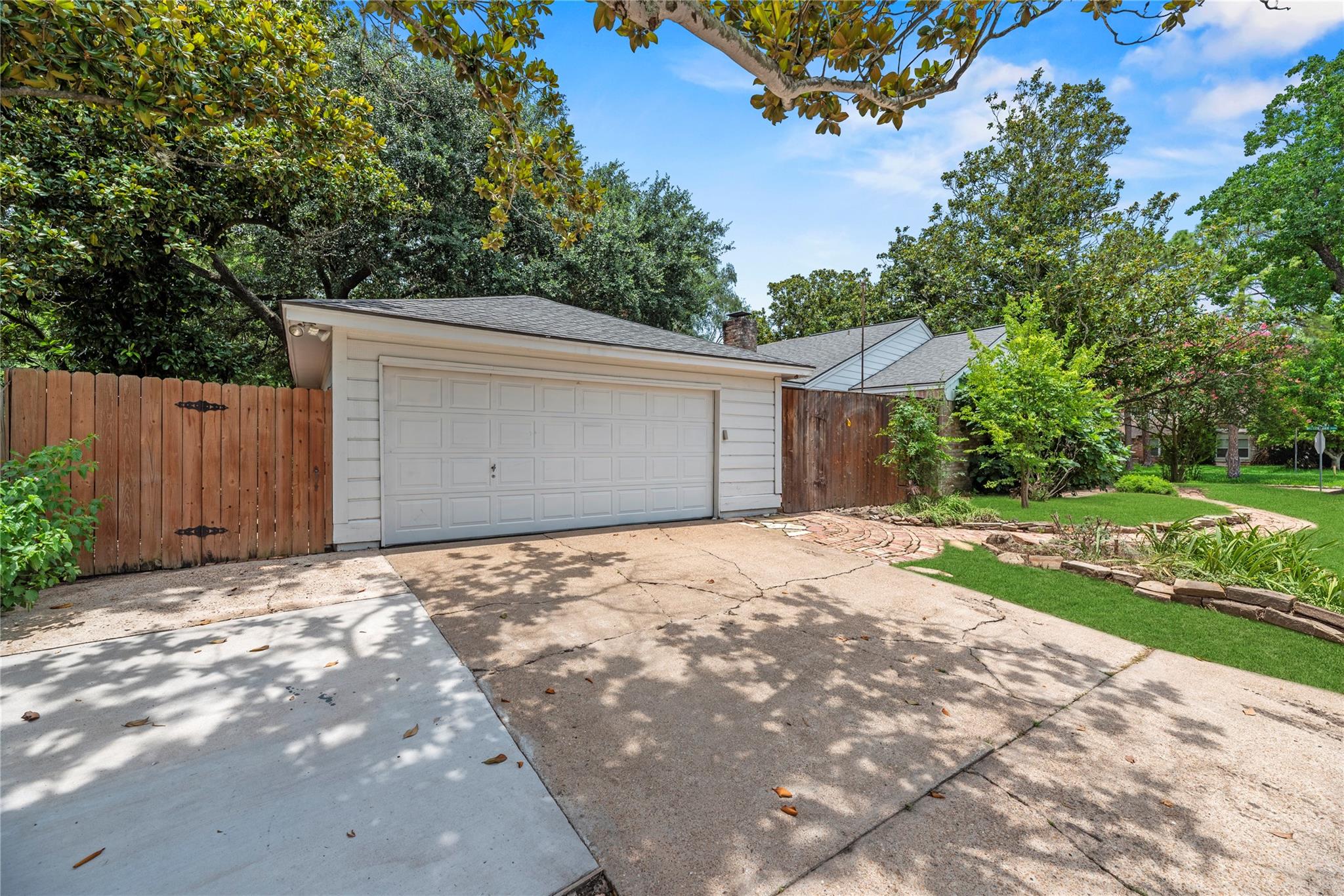 14203 Wickersham Lane