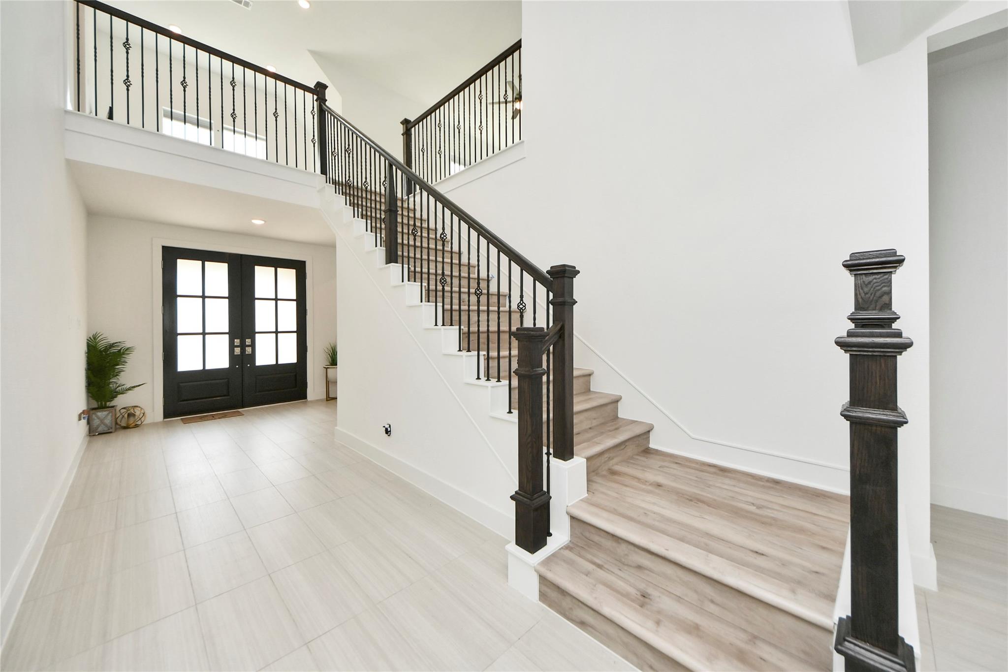 26923 Longwood Ledge Drive