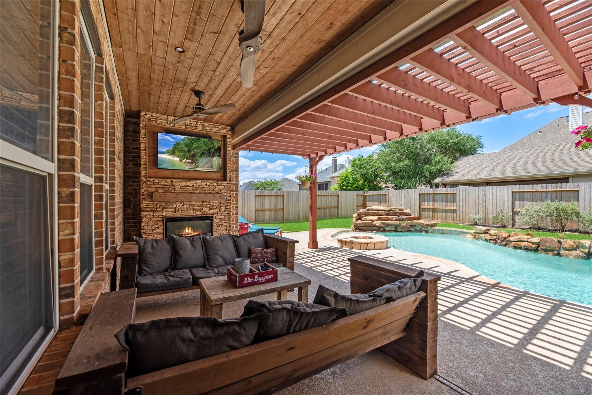 9210 Cold Hollow Lane