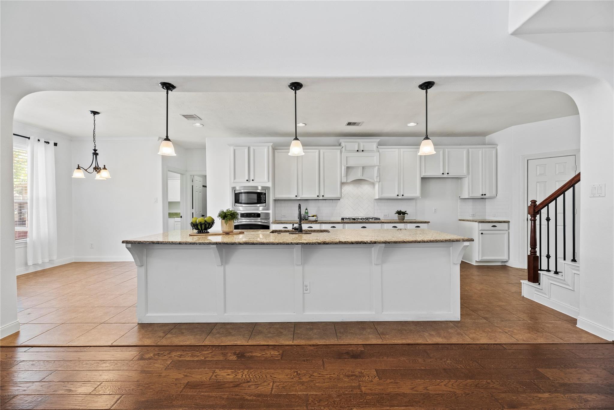 9210 Cold Hollow Lane