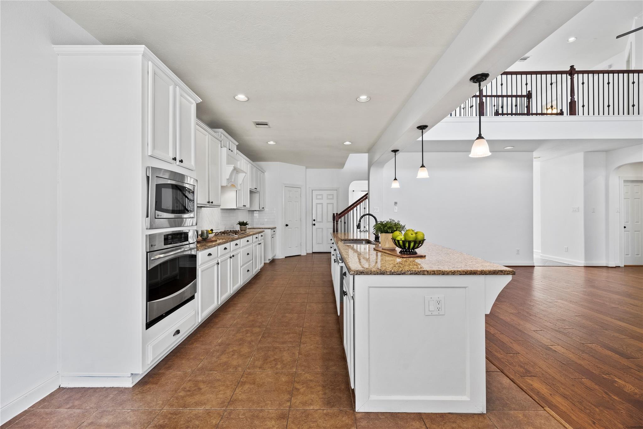 9210 Cold Hollow Lane