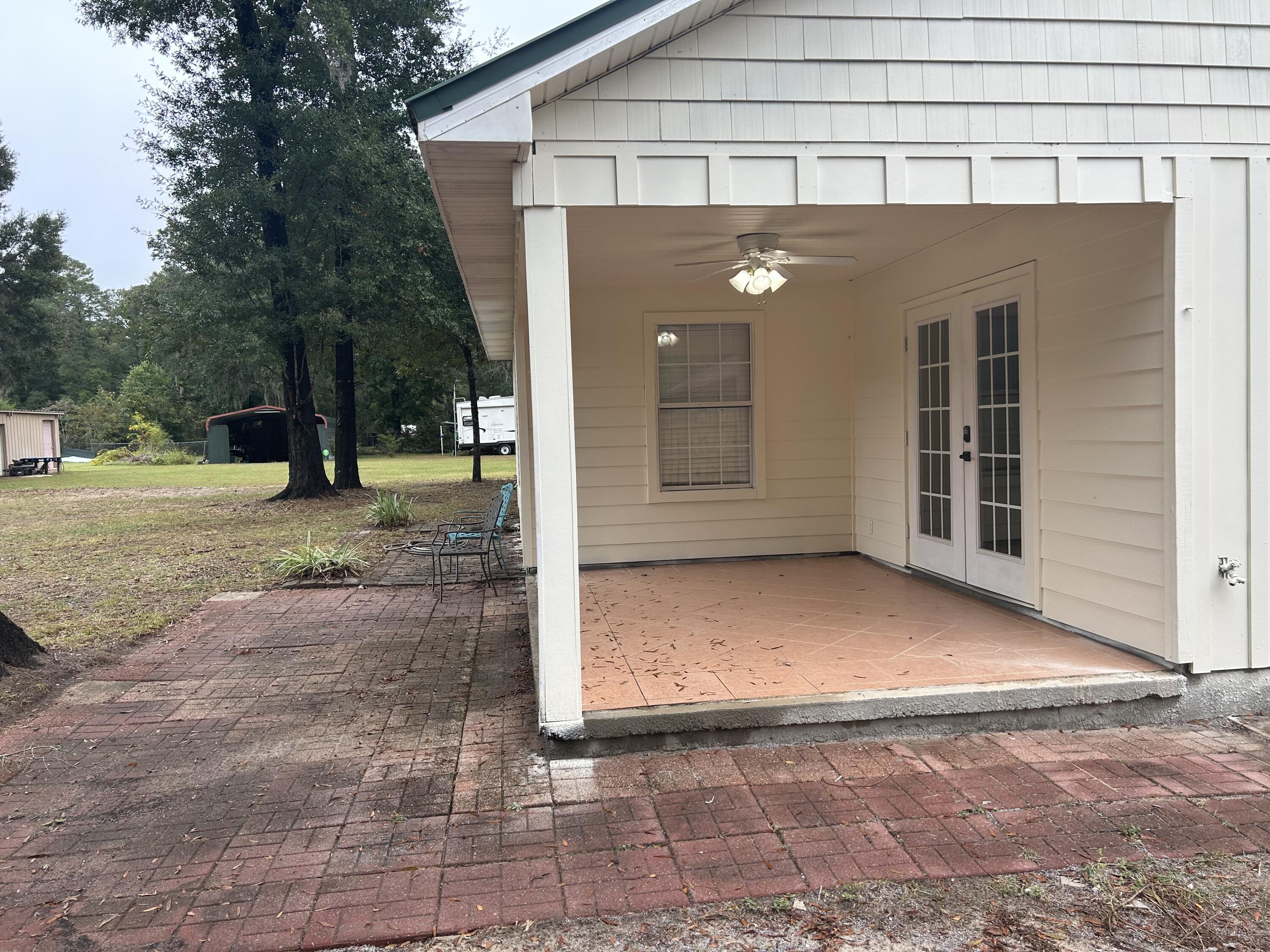 218 Sparkleberry Lane