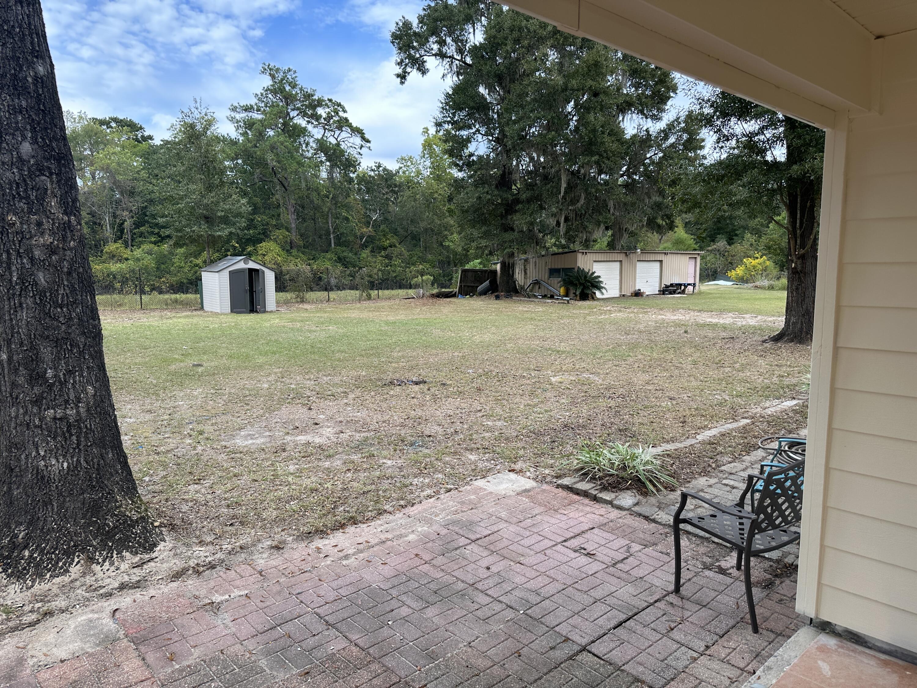 218 Sparkleberry Lane