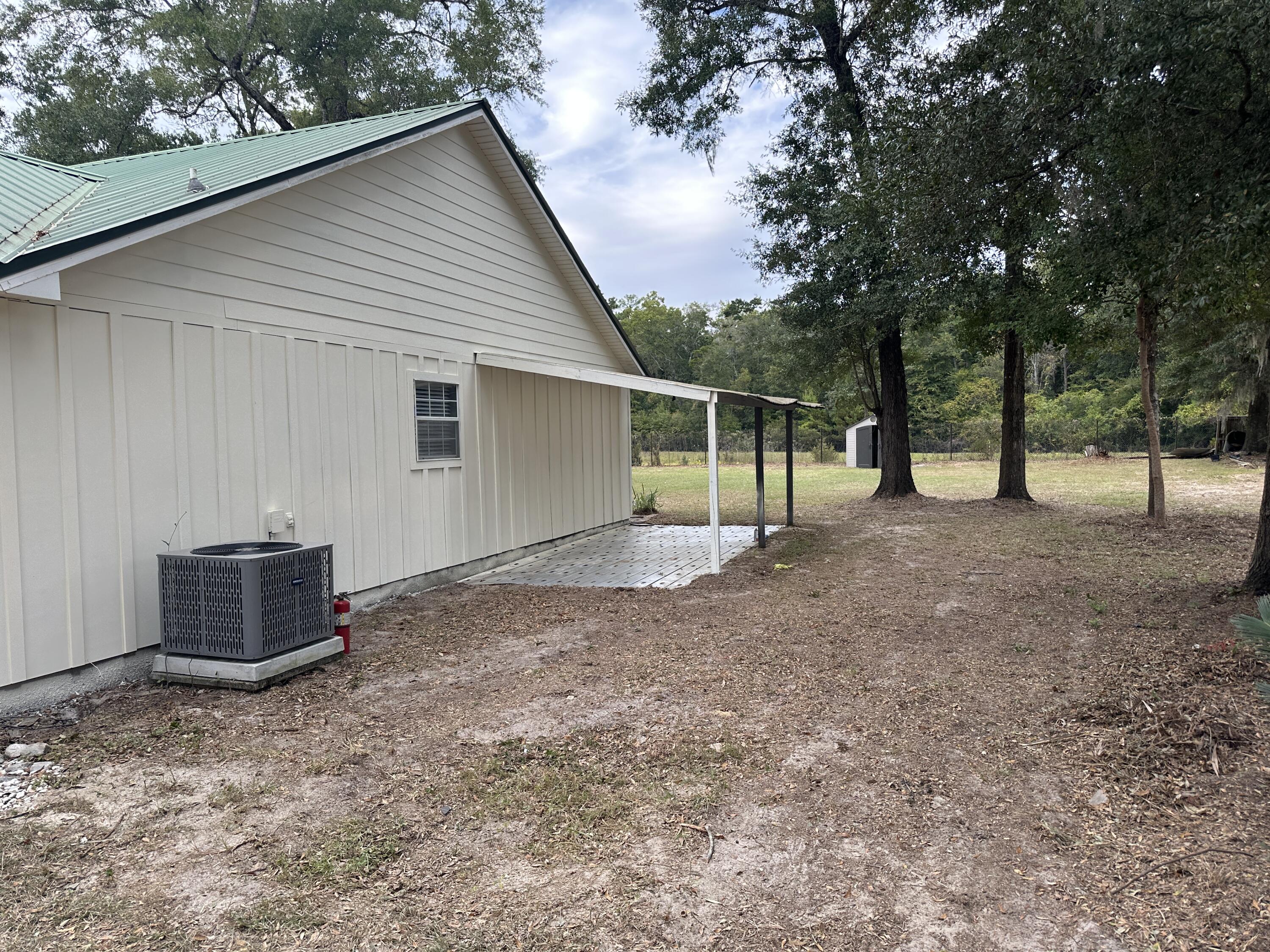 218 Sparkleberry Lane