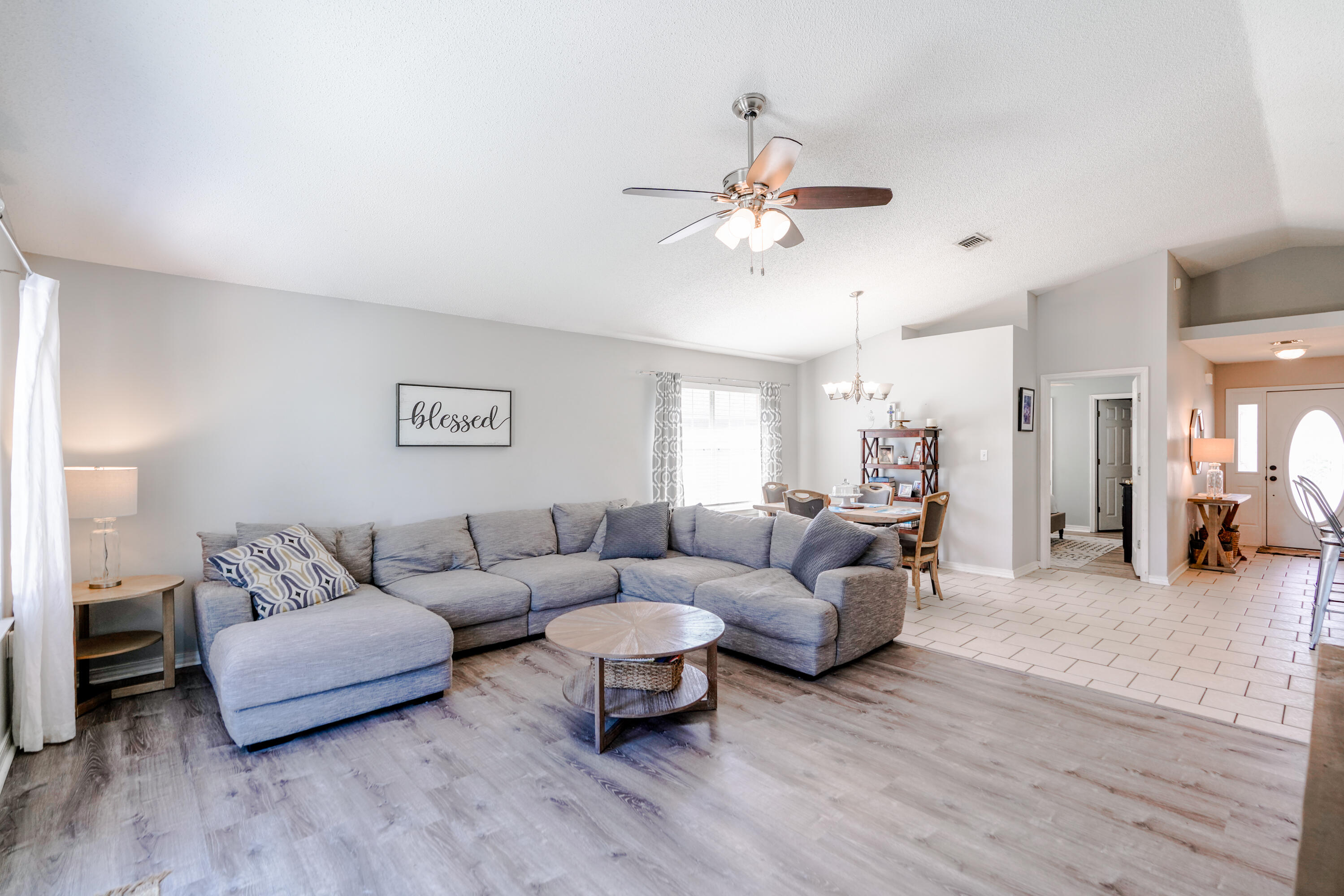 100 LEEWARD Drive