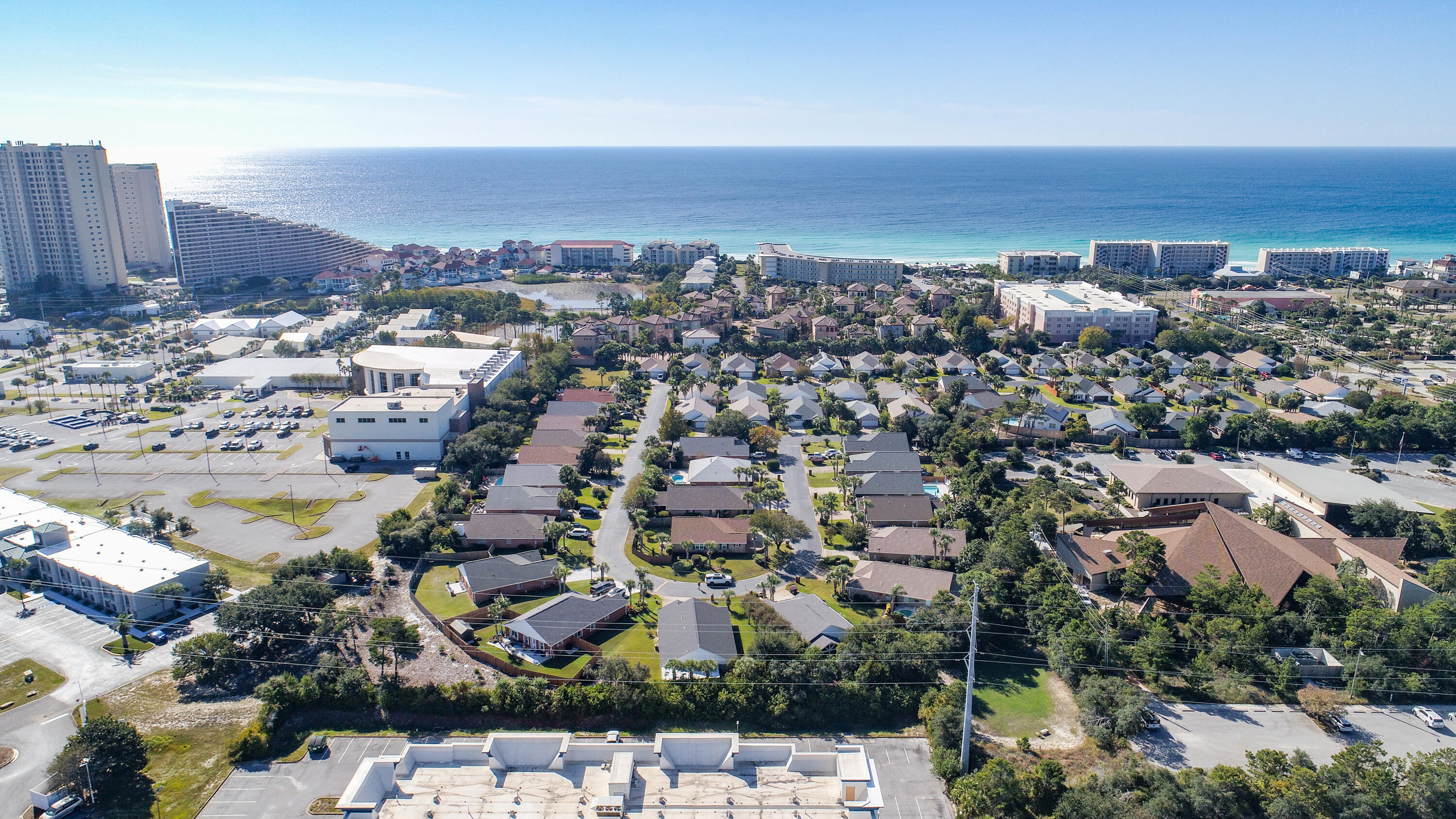 100 LEEWARD Drive