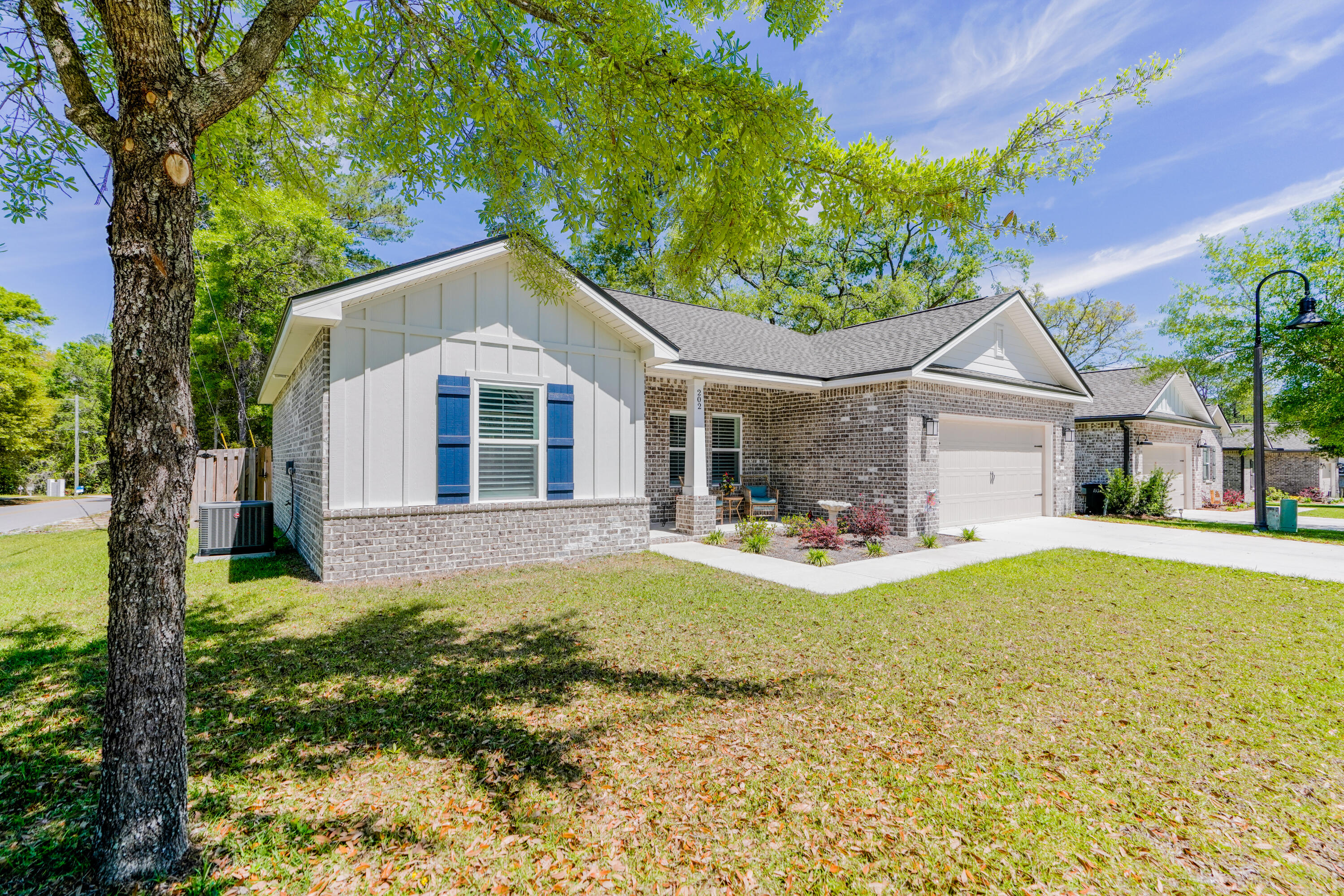 202 Laurel Oaks Drive