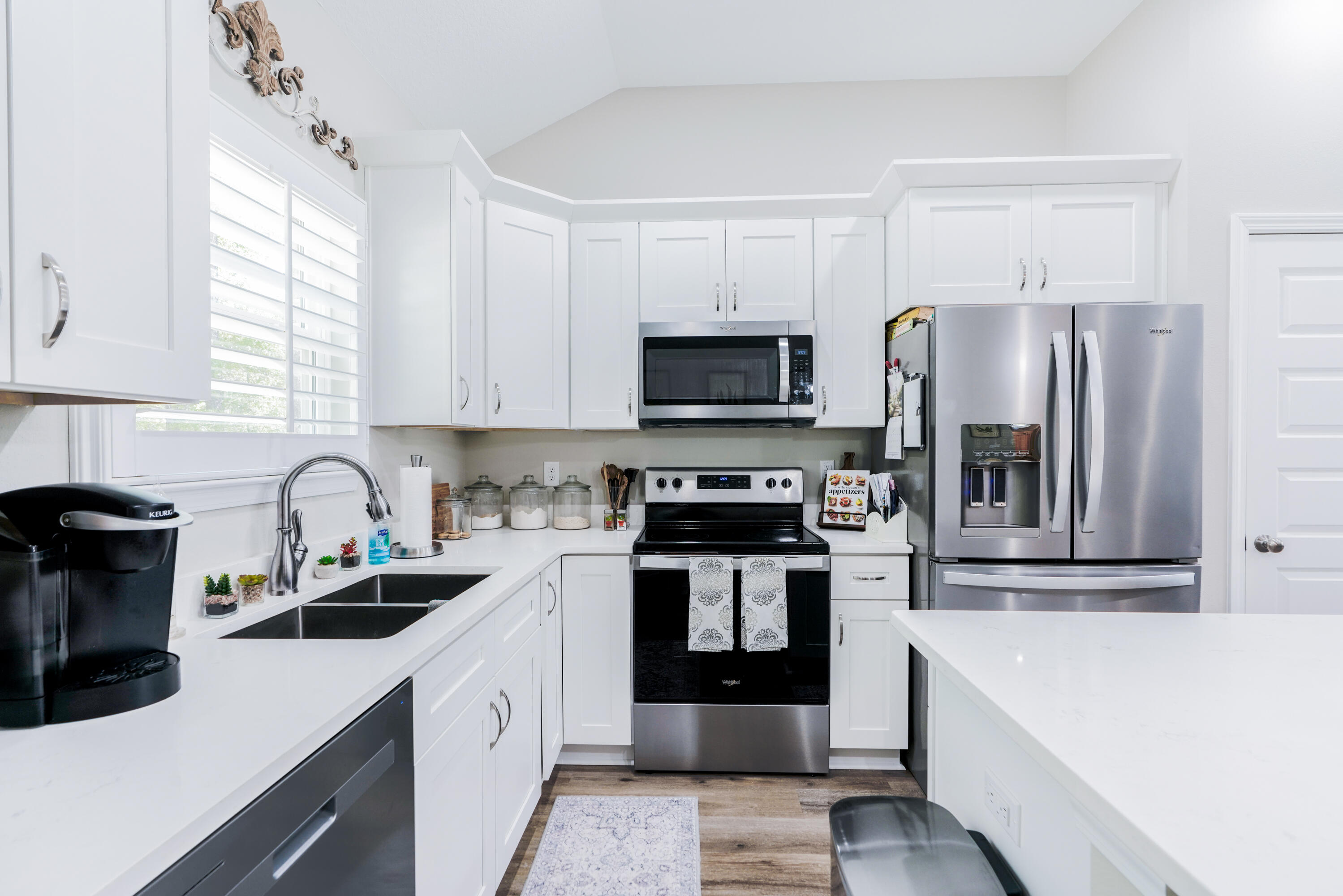 202 Laurel Oaks Drive