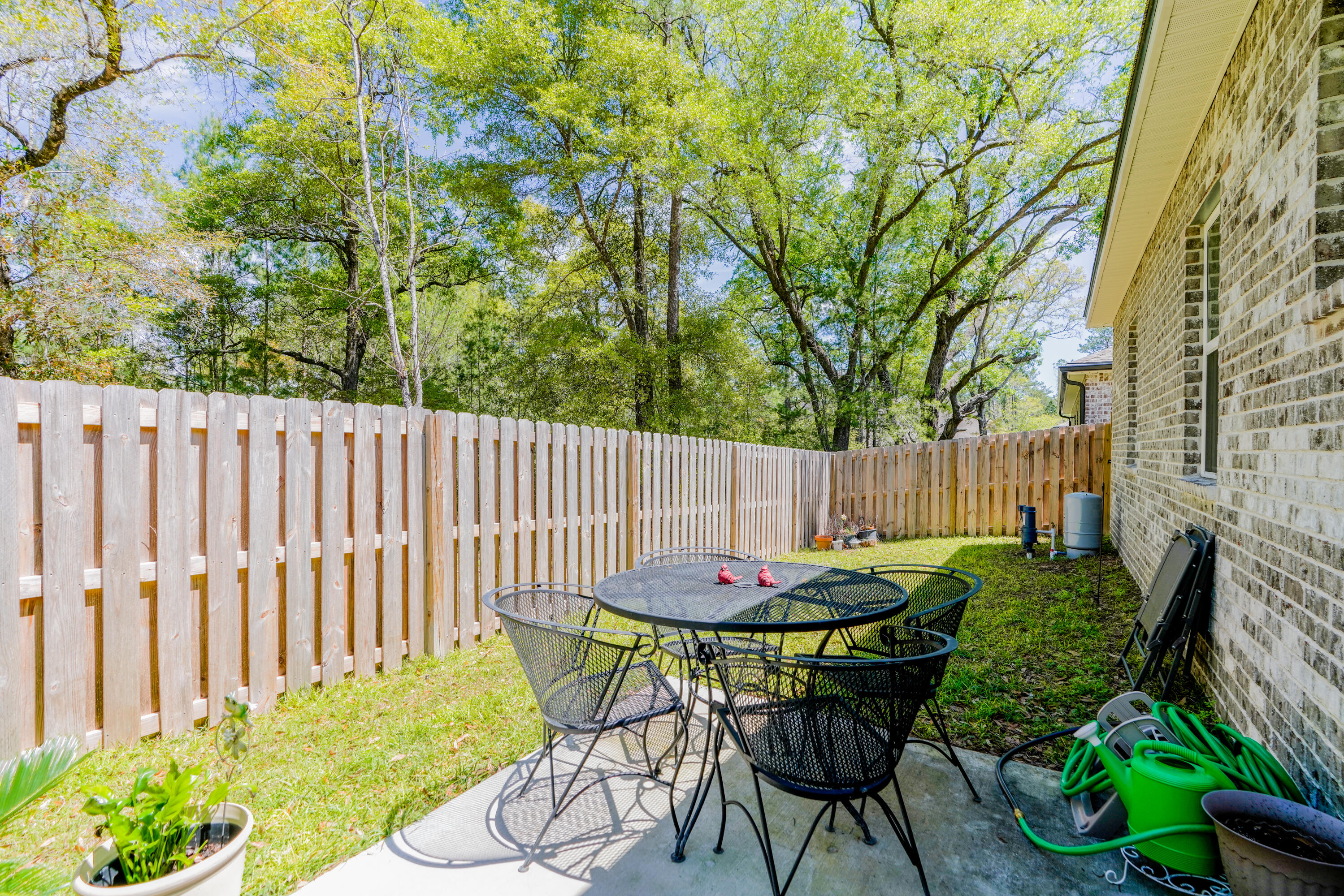 202 Laurel Oaks Drive