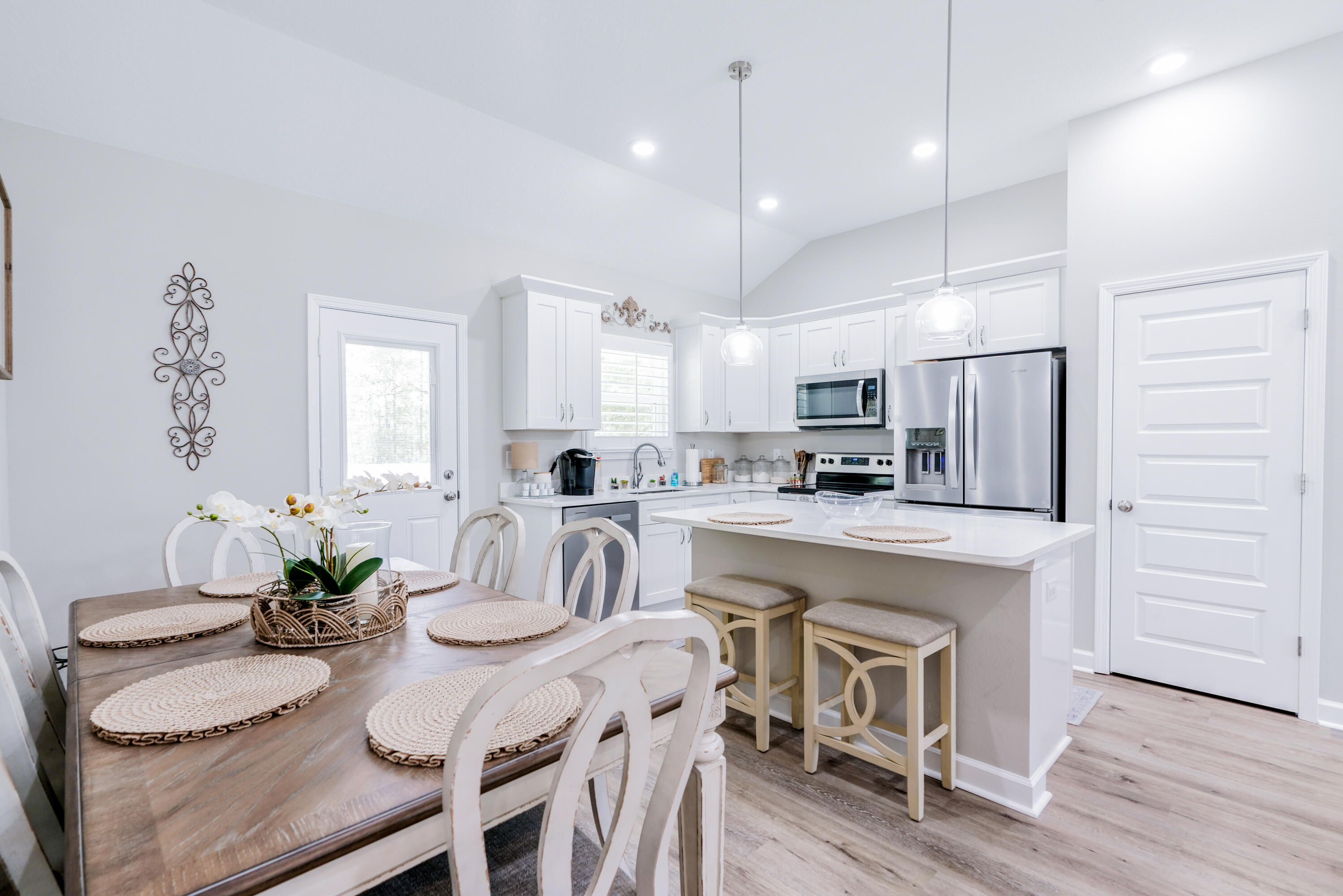 202 Laurel Oaks Drive