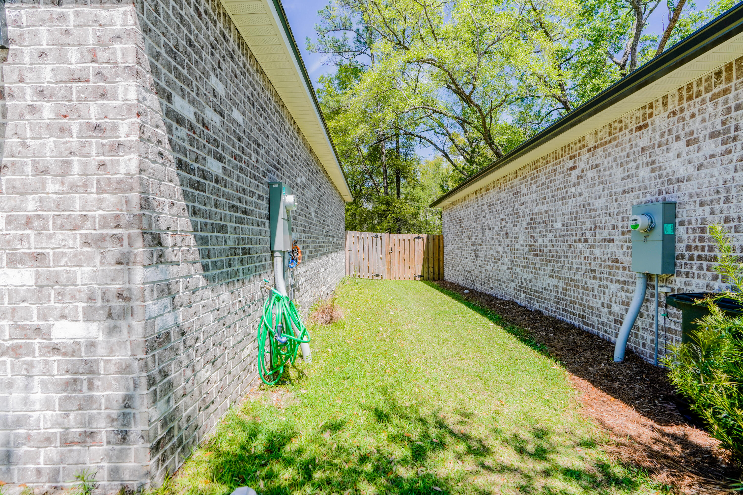202 Laurel Oaks Drive