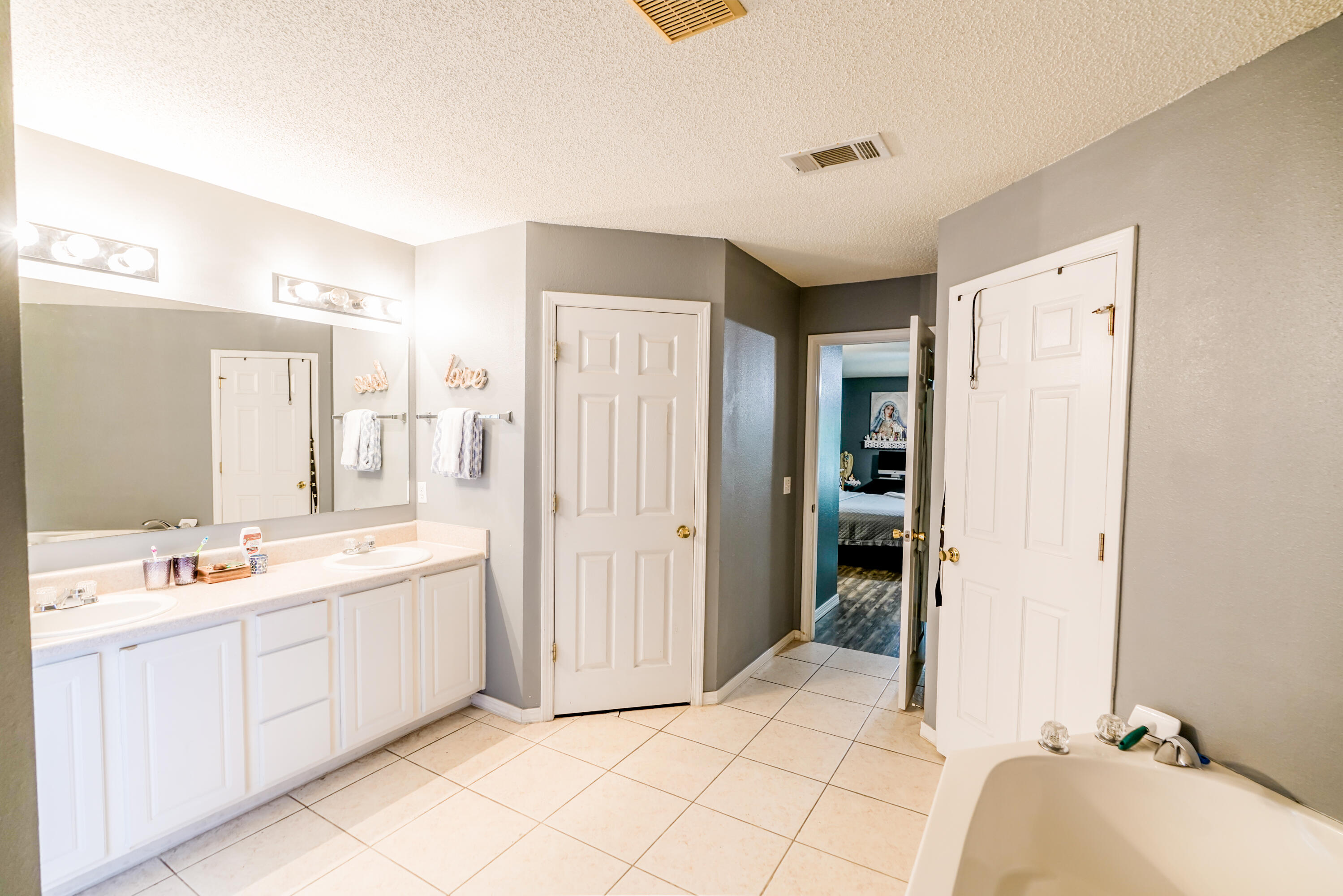 731 Waterview Cove Drive