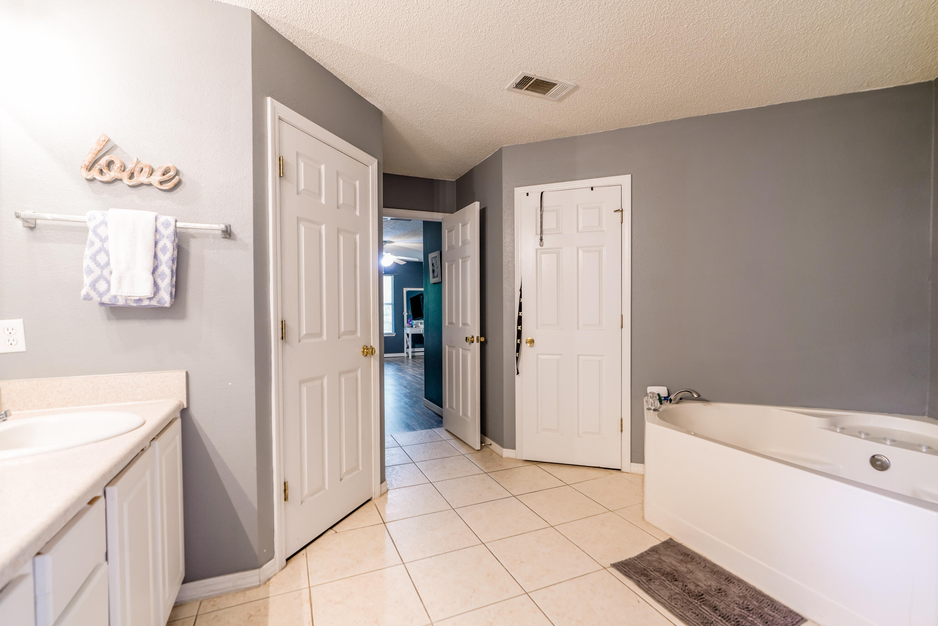 731 Waterview Cove Drive