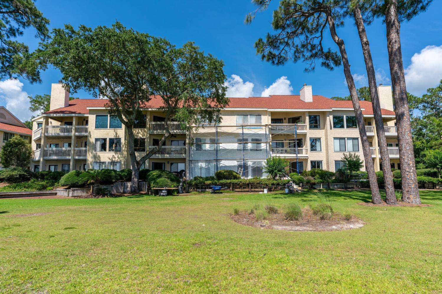 48 Marina Cove Drive, UNIT 303A