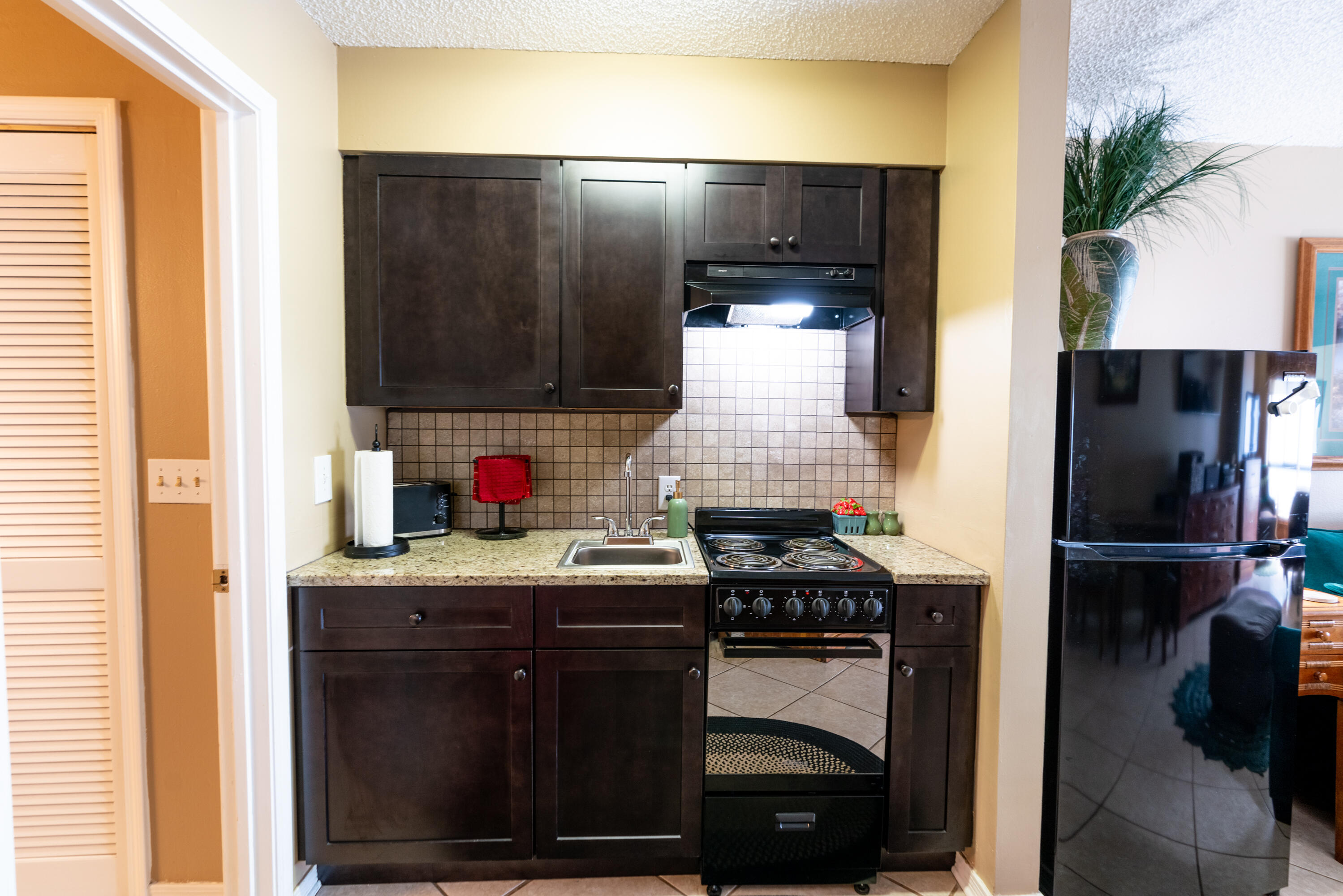 48 Marina Cove Drive, UNIT 303A