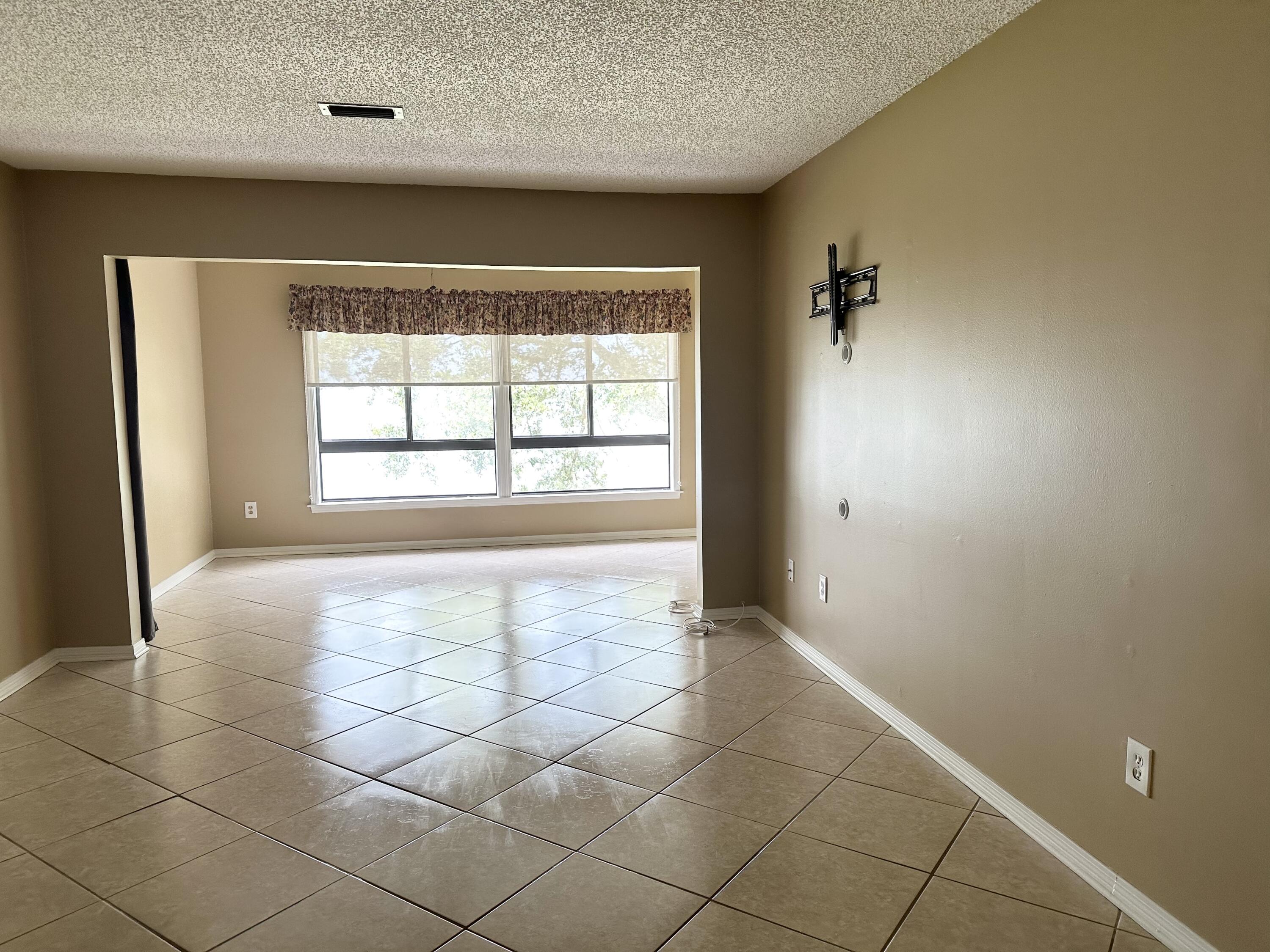 48 Marina Cove Drive, UNIT 303A