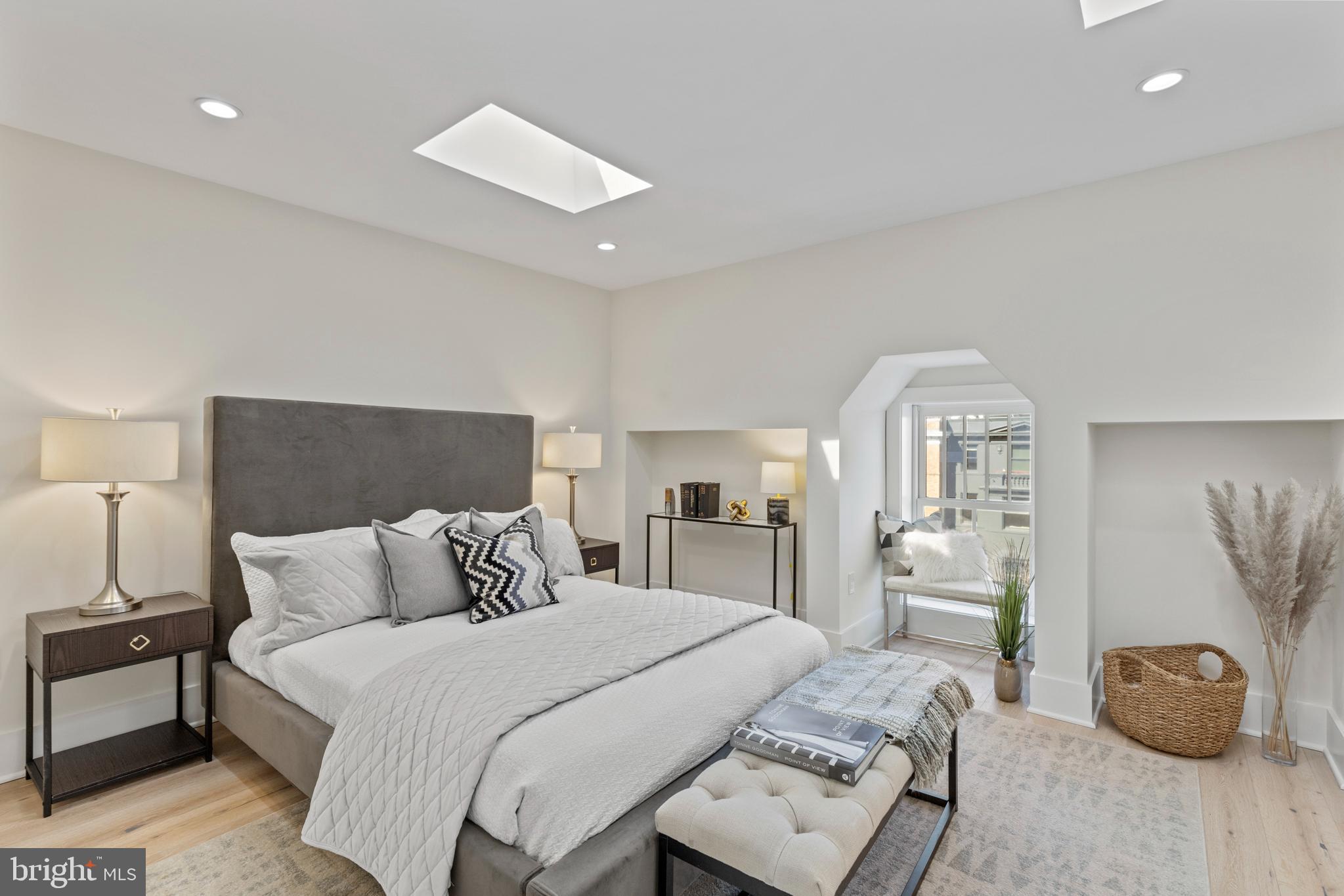 1756 Kilbourne Pl NW #2