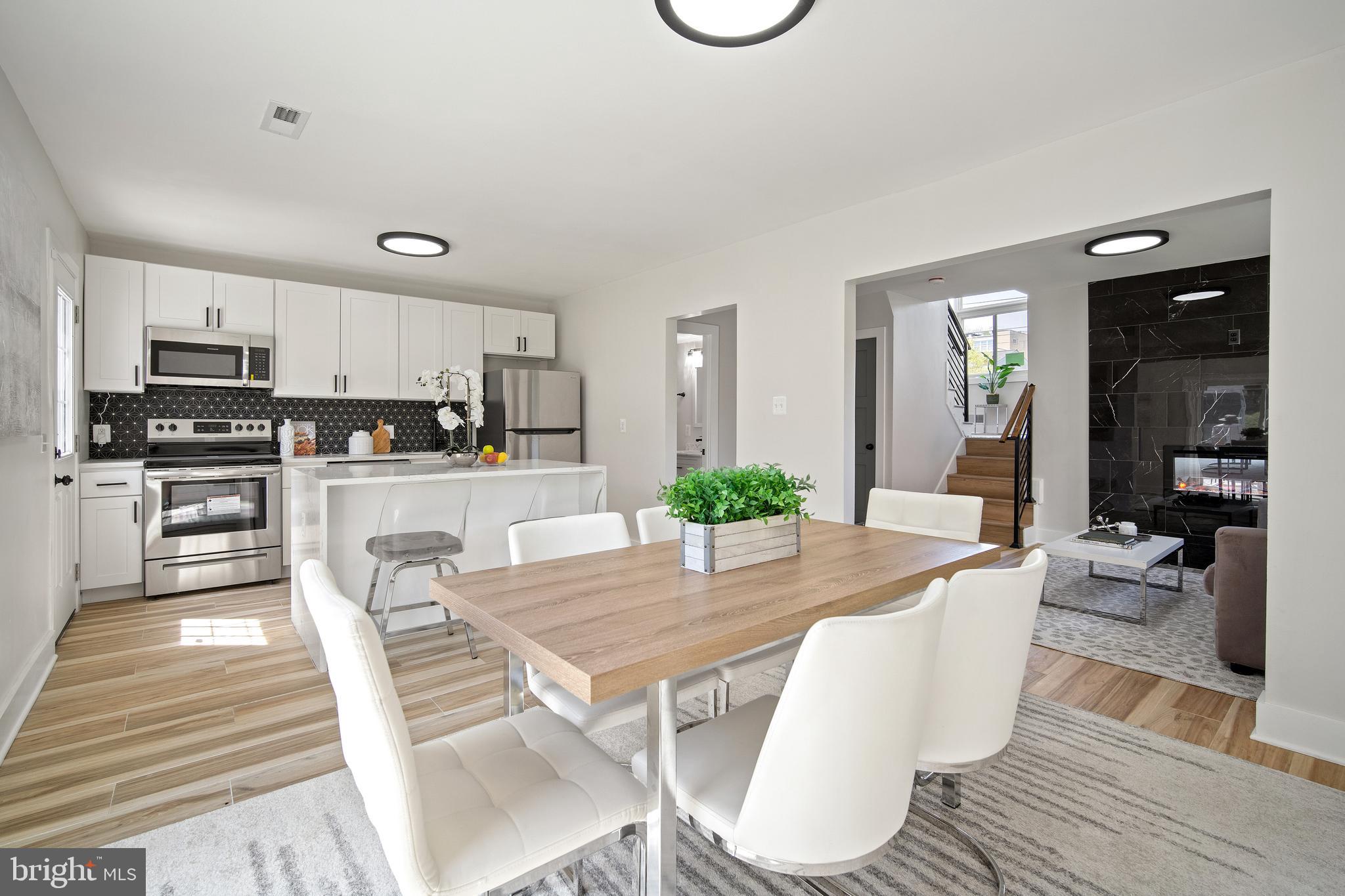 825 Kennedy STREET NE