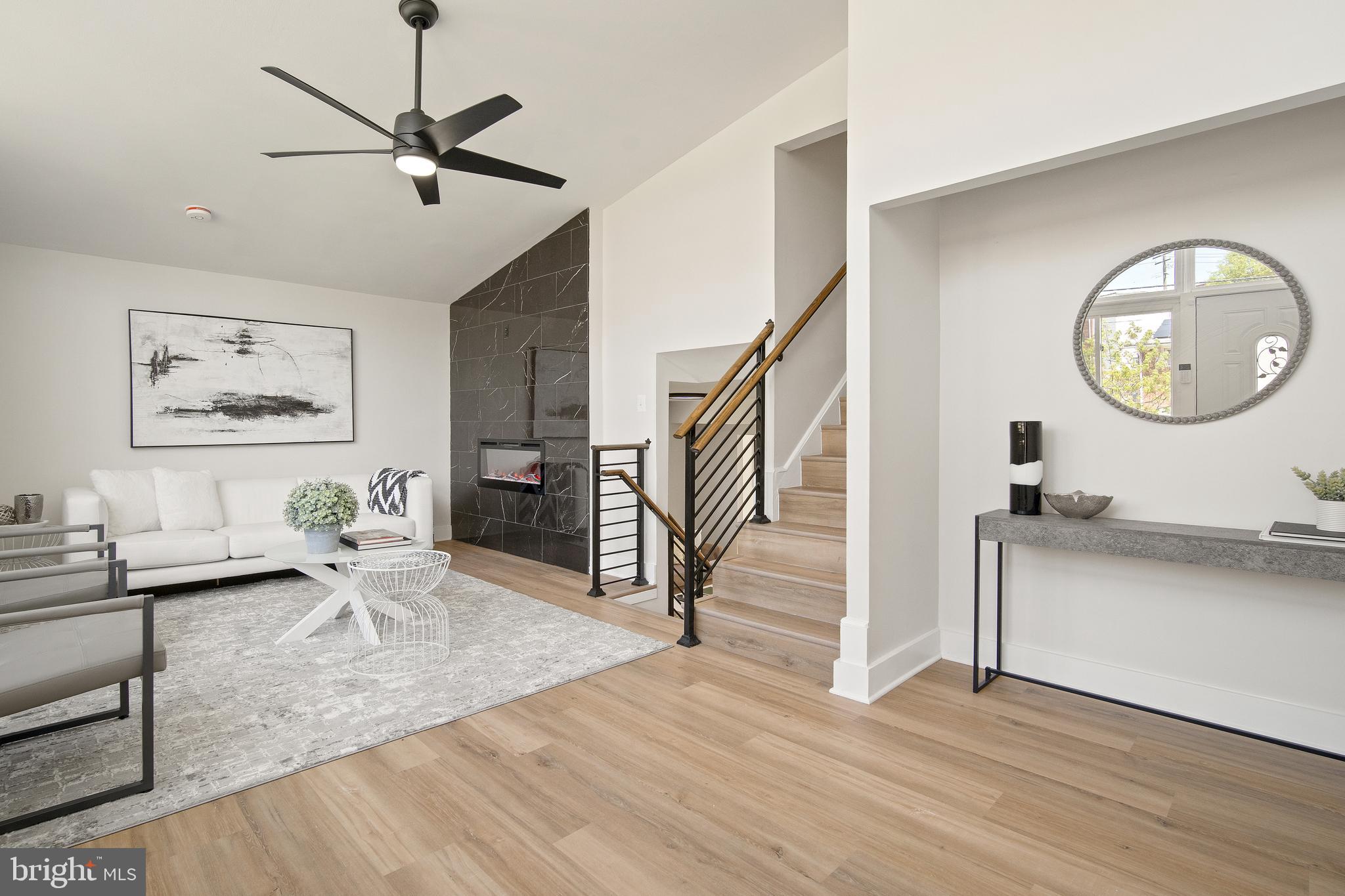 825 Kennedy STREET NE