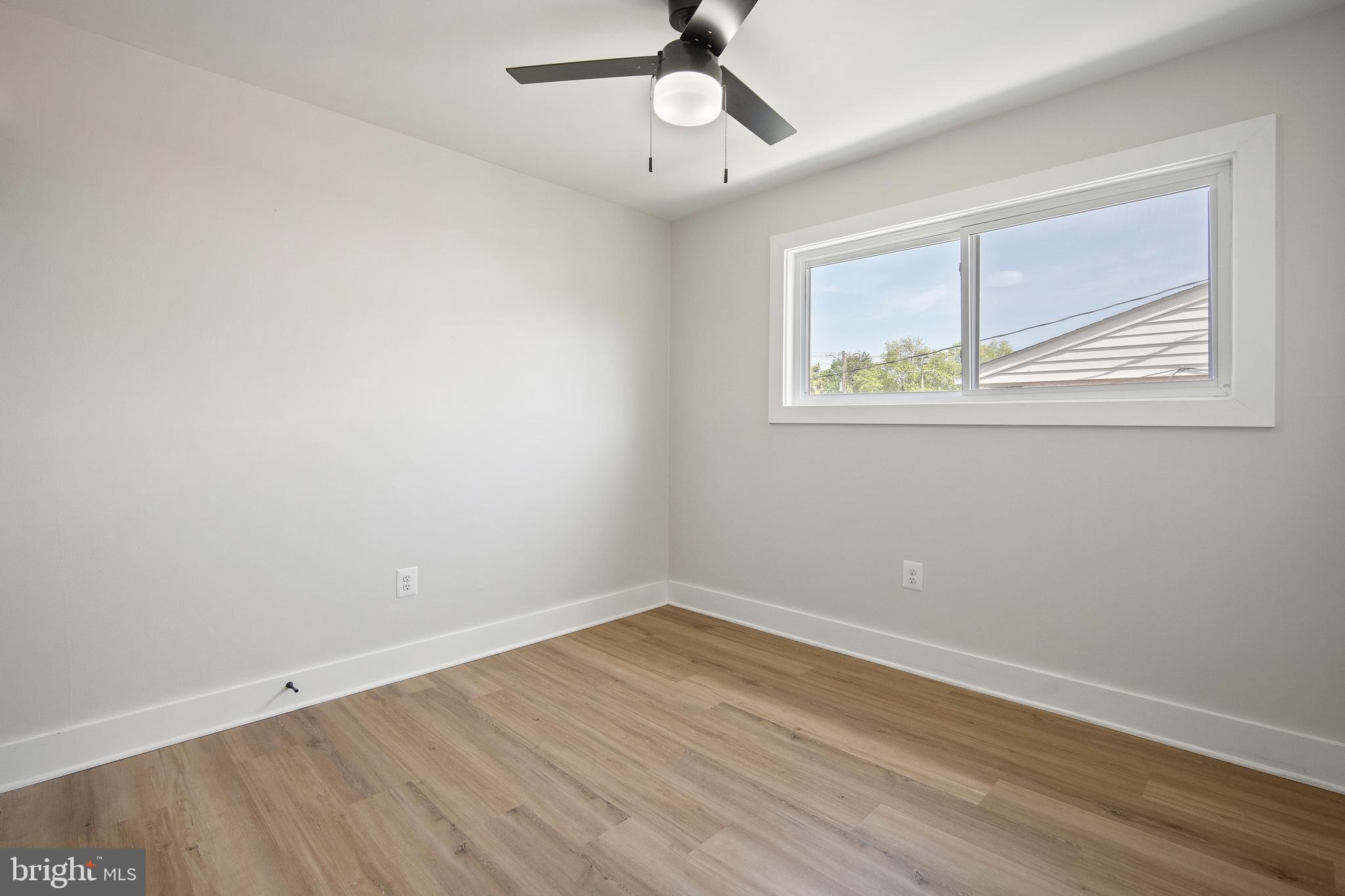 825 Kennedy STREET NE