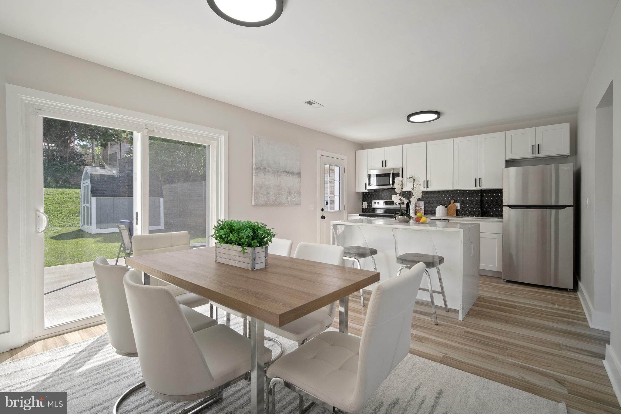 825 Kennedy STREET NE