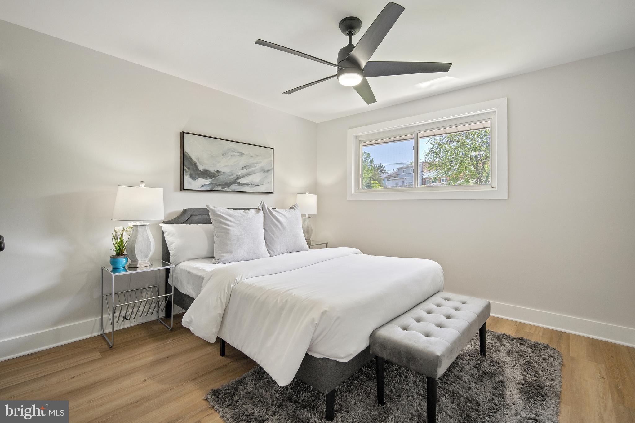 825 Kennedy STREET NE