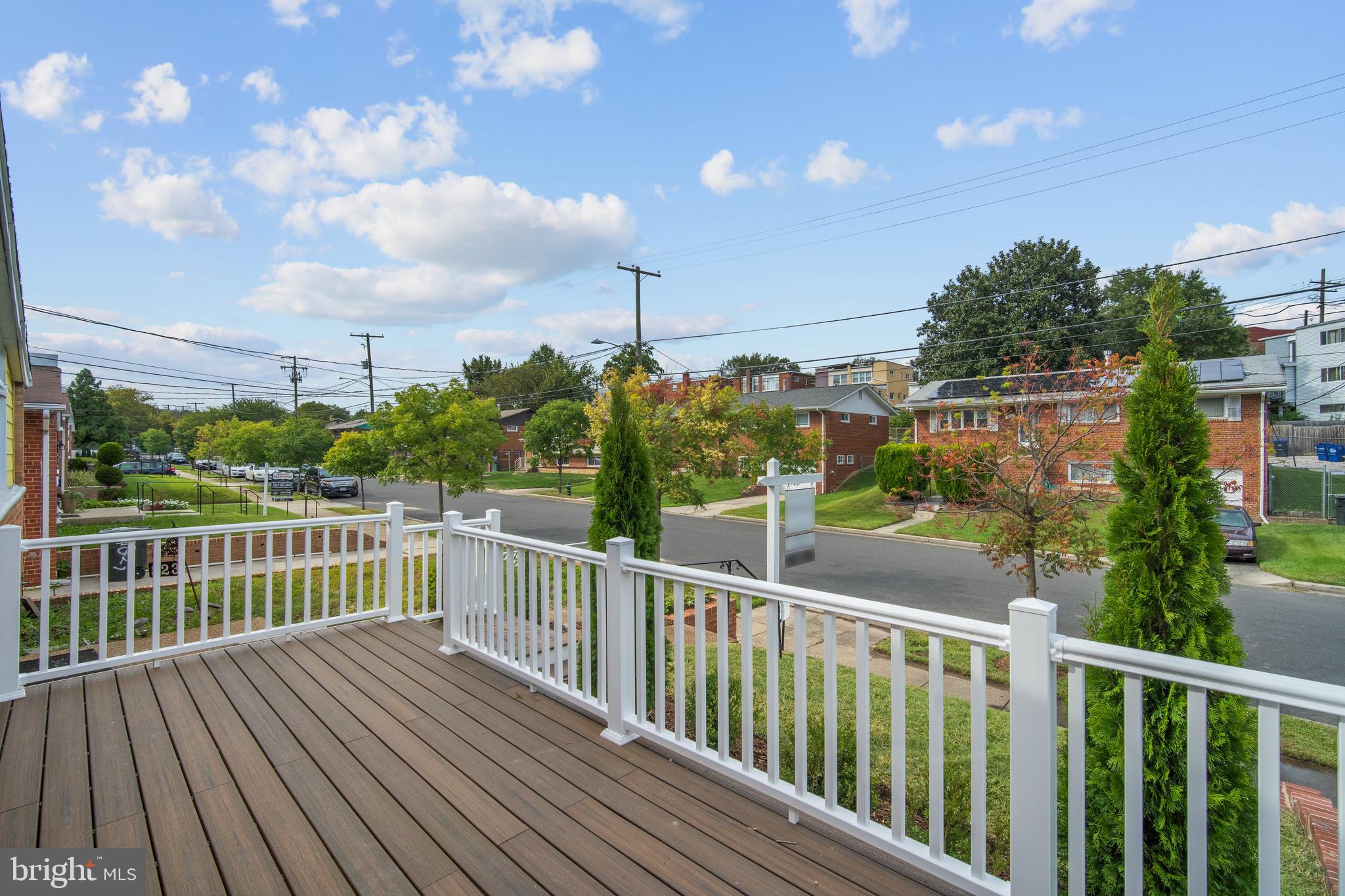 825 Kennedy STREET NE