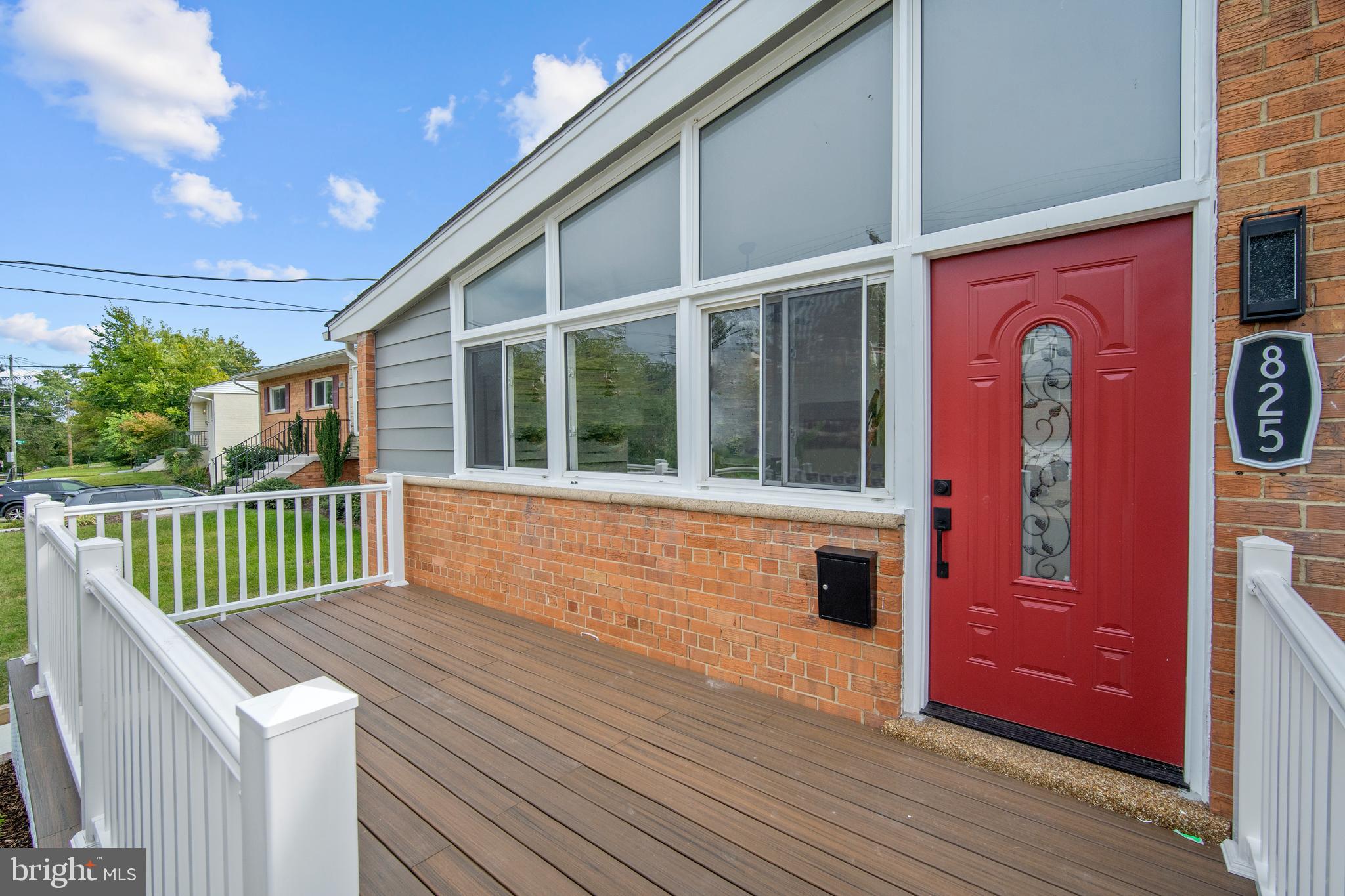 825 Kennedy STREET NE